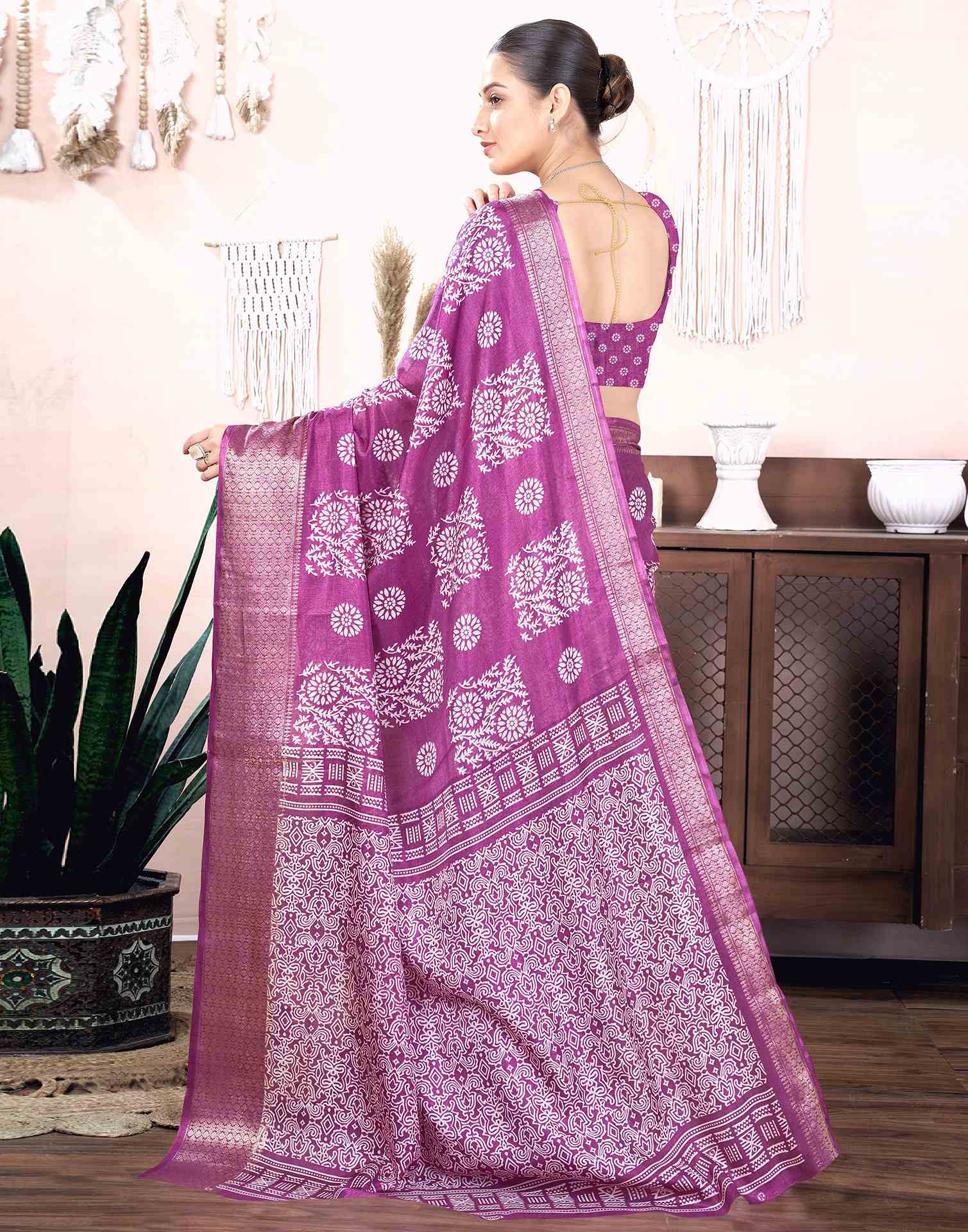 Magenta Dola Silk Printed Saree