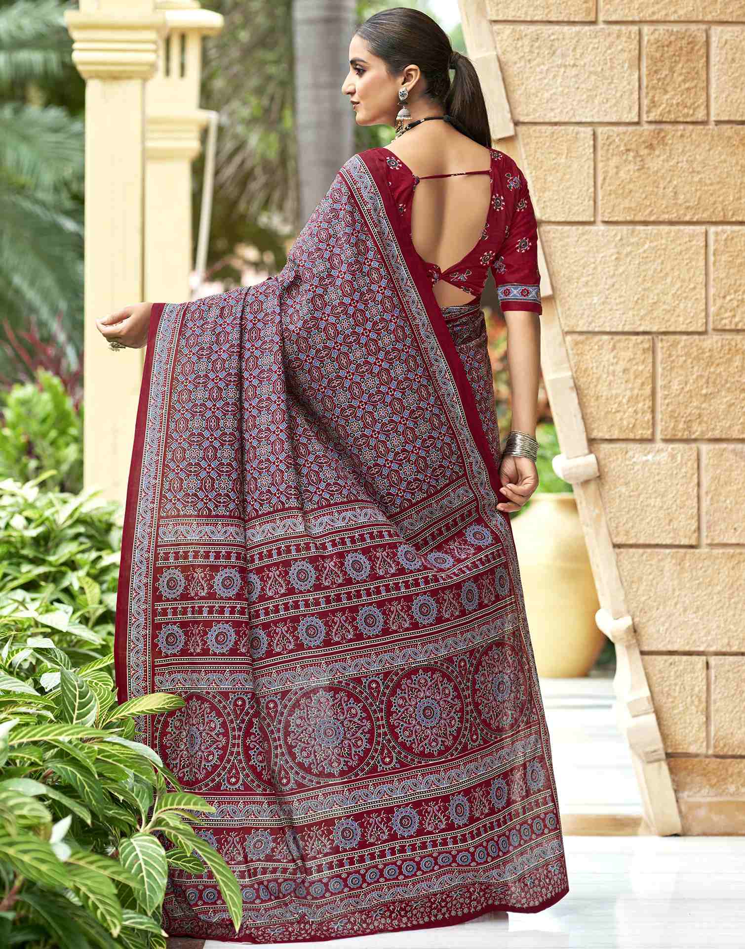 Marron Pure Cotton Printed Saree