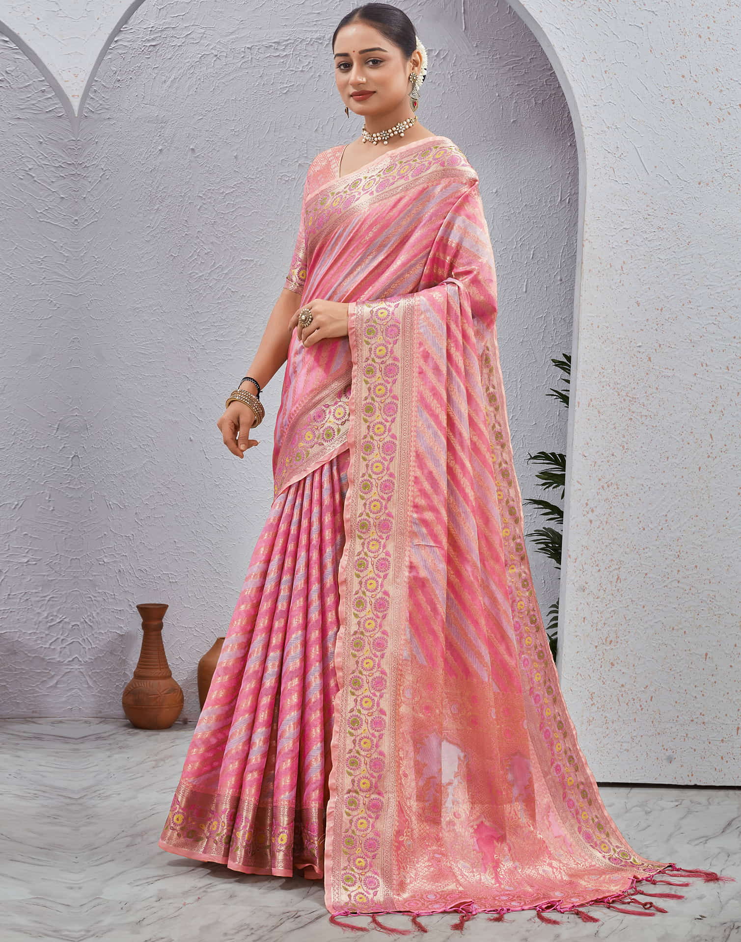 Pink Silk Woven Banarasi Saree