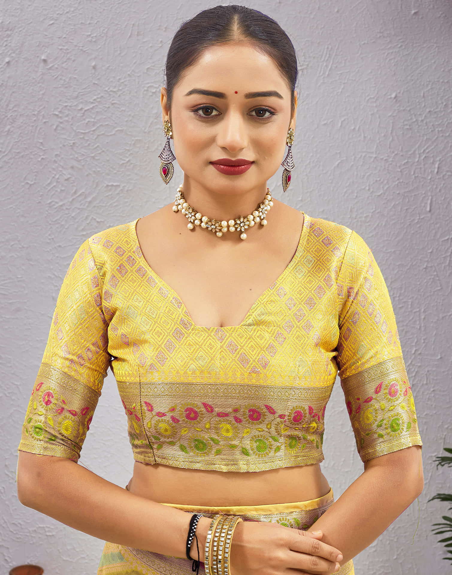 Yellow Silk Woven Banarasi Saree