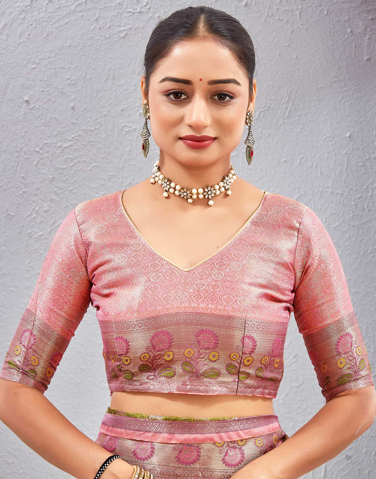 Pink Silk Woven Banarasi Saree