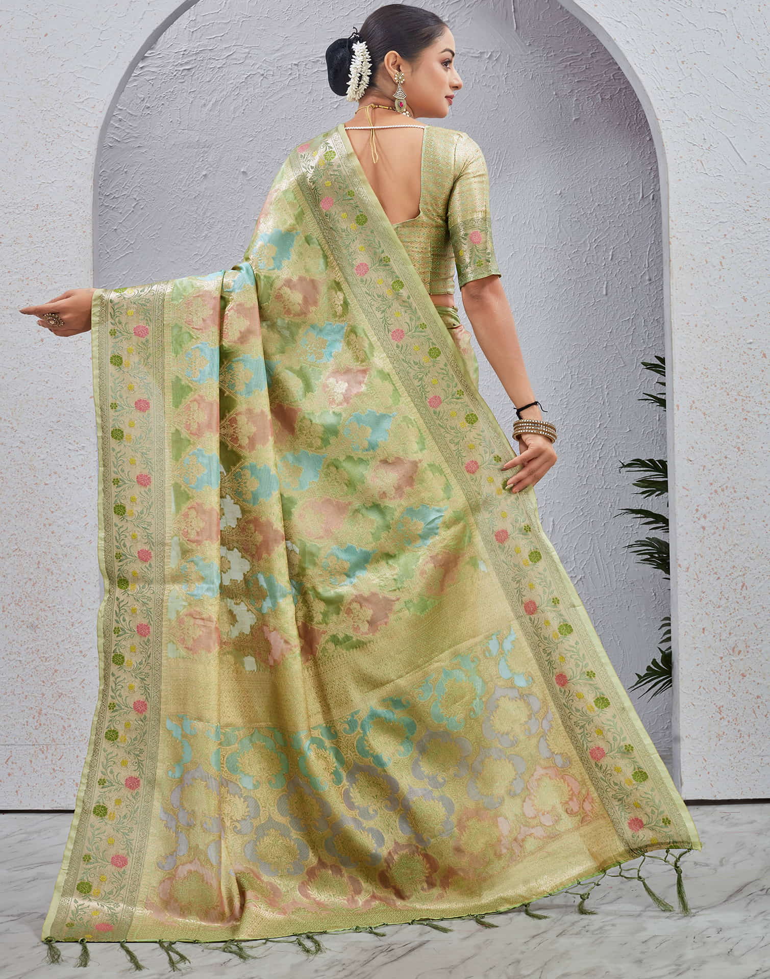 Pista Green Silk Woven Banarasi Saree
