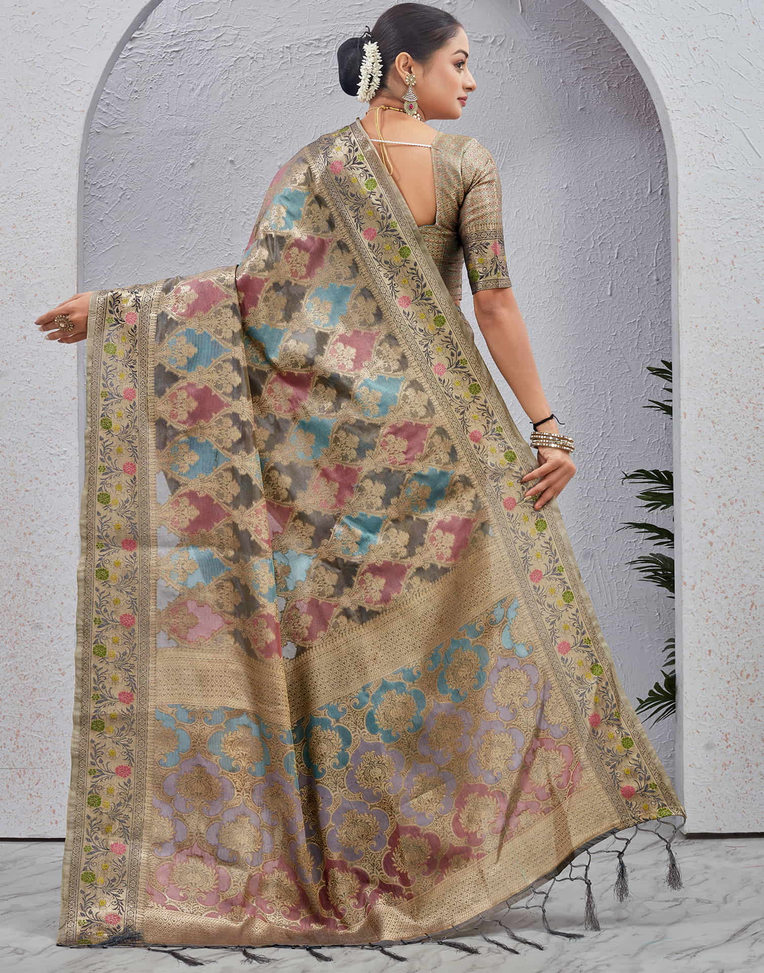 Grey Silk Woven Banarasi Saree