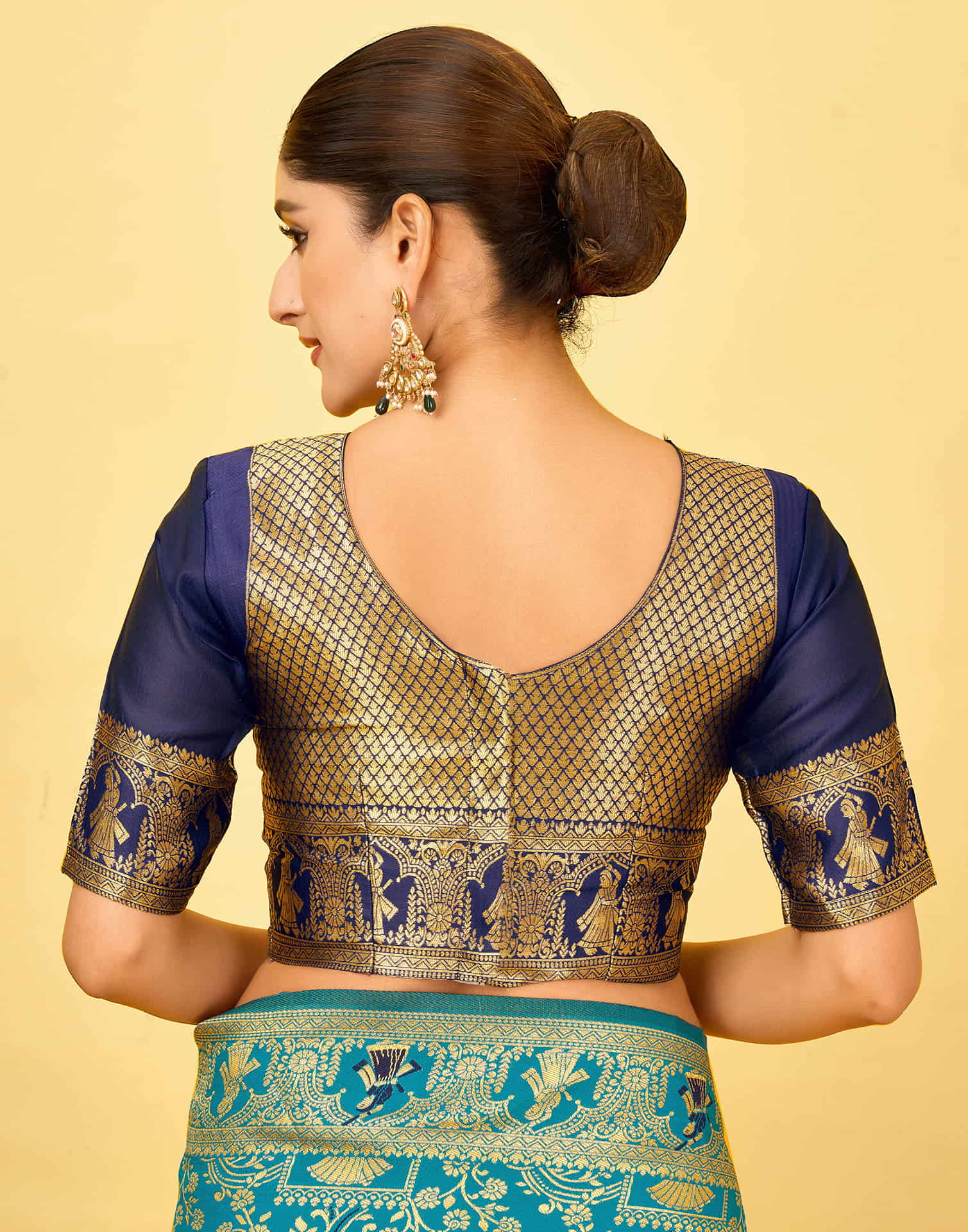 Teal Blue Silk Woven Baluchari Saree