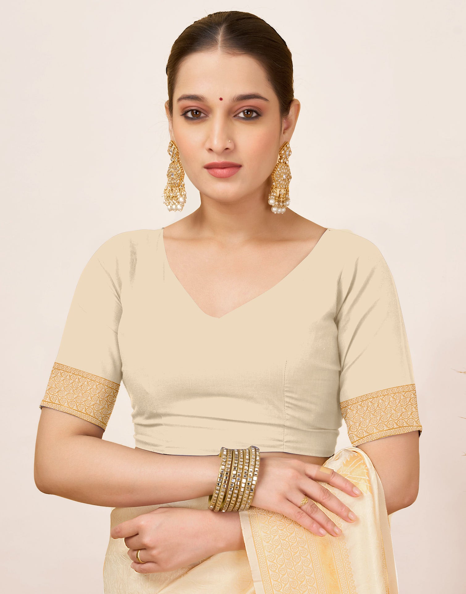 Off White Silk Woven Kanjivaram Saree