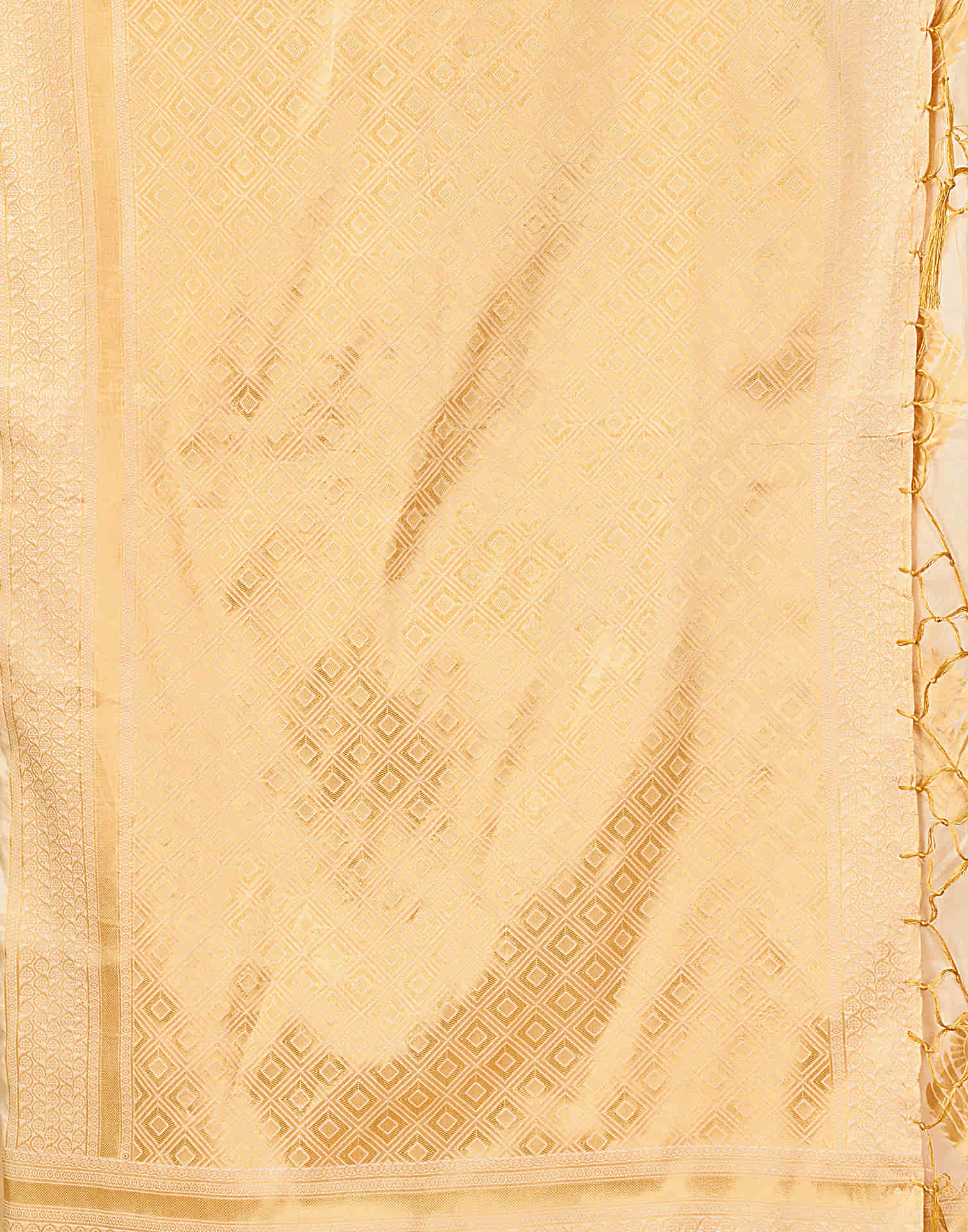 Off White Silk Woven Kanjivaram Saree