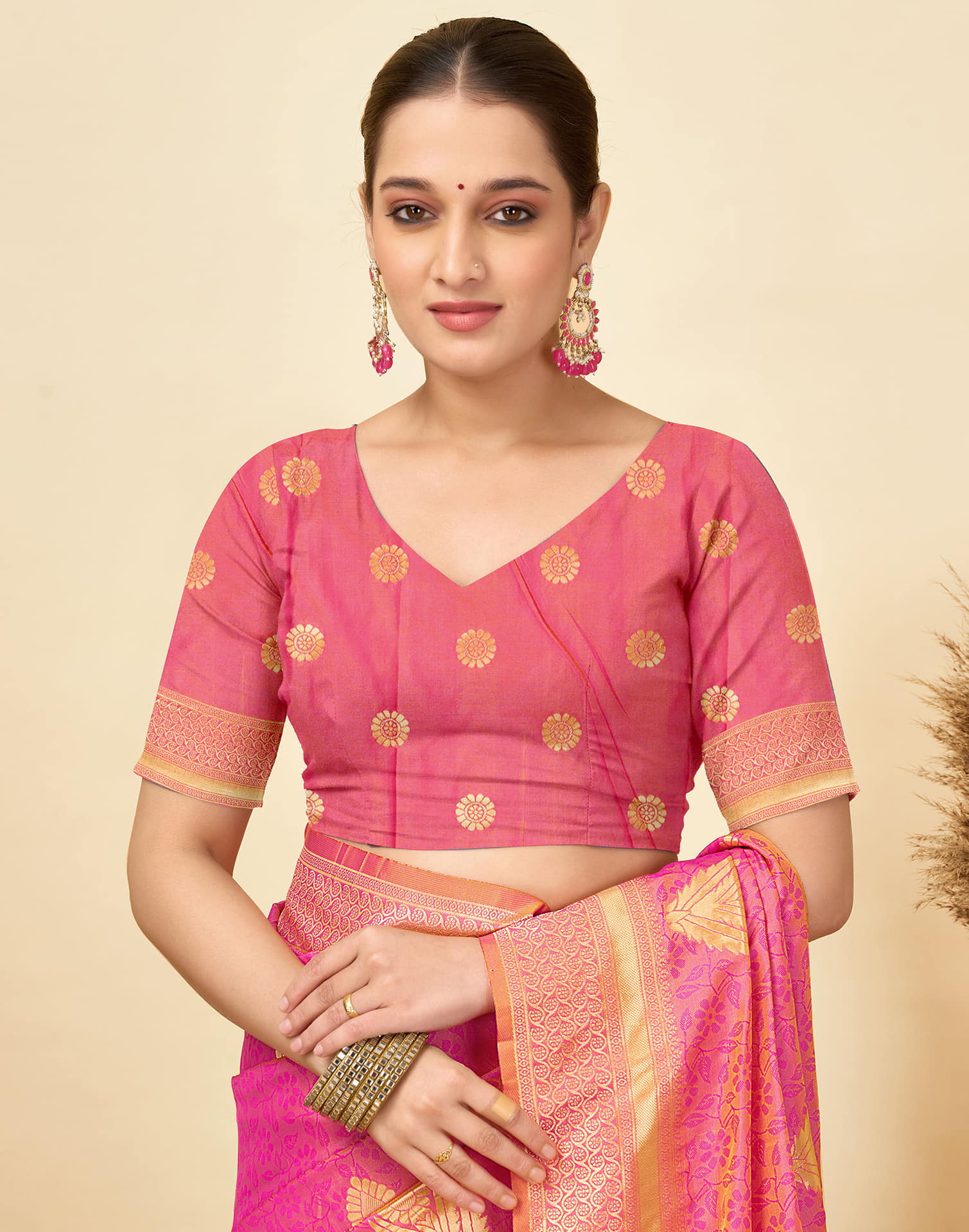Pink Silk Woven Kanjivaram Saree