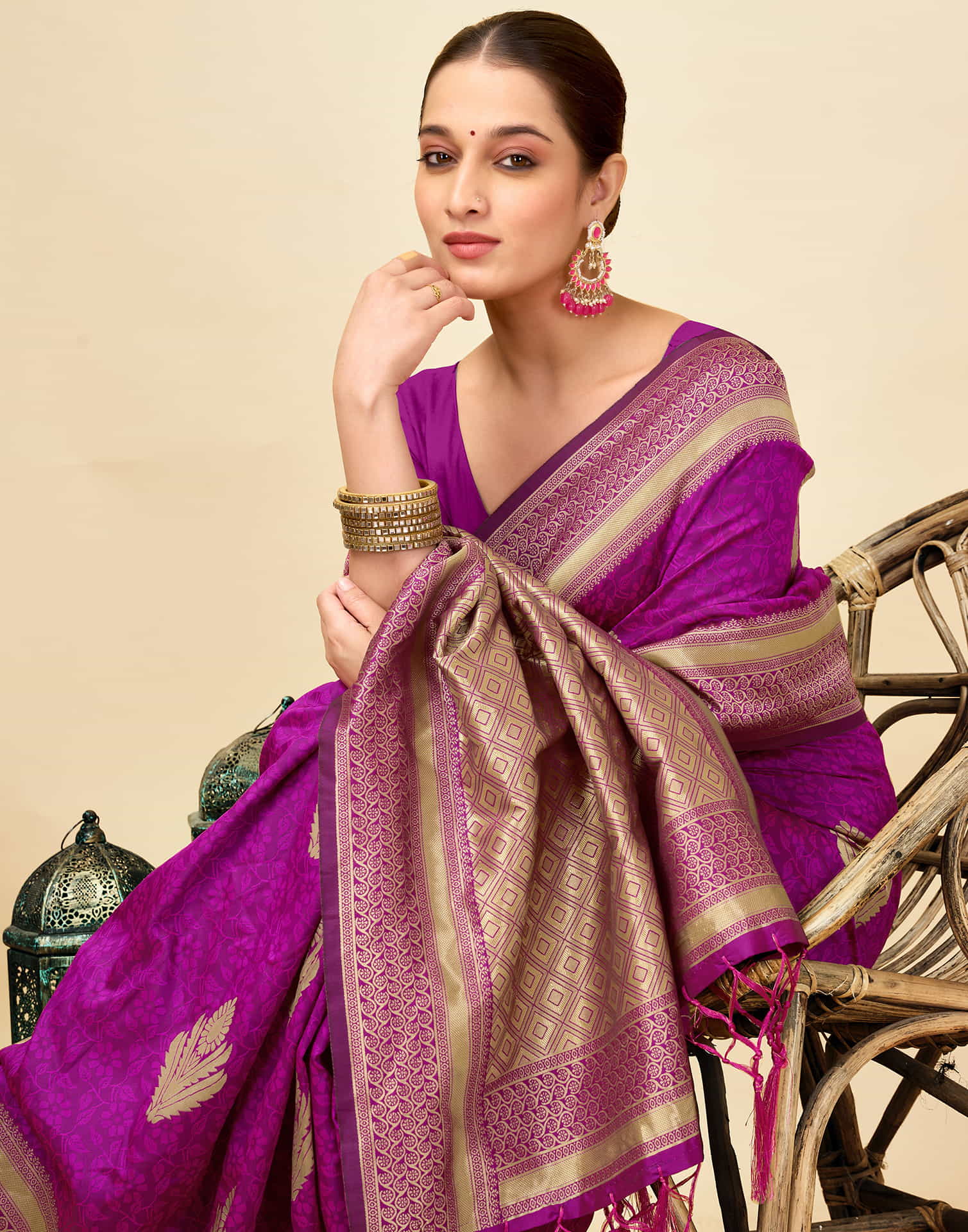 Dark Magenta Silk Woven Kanjivaram Saree