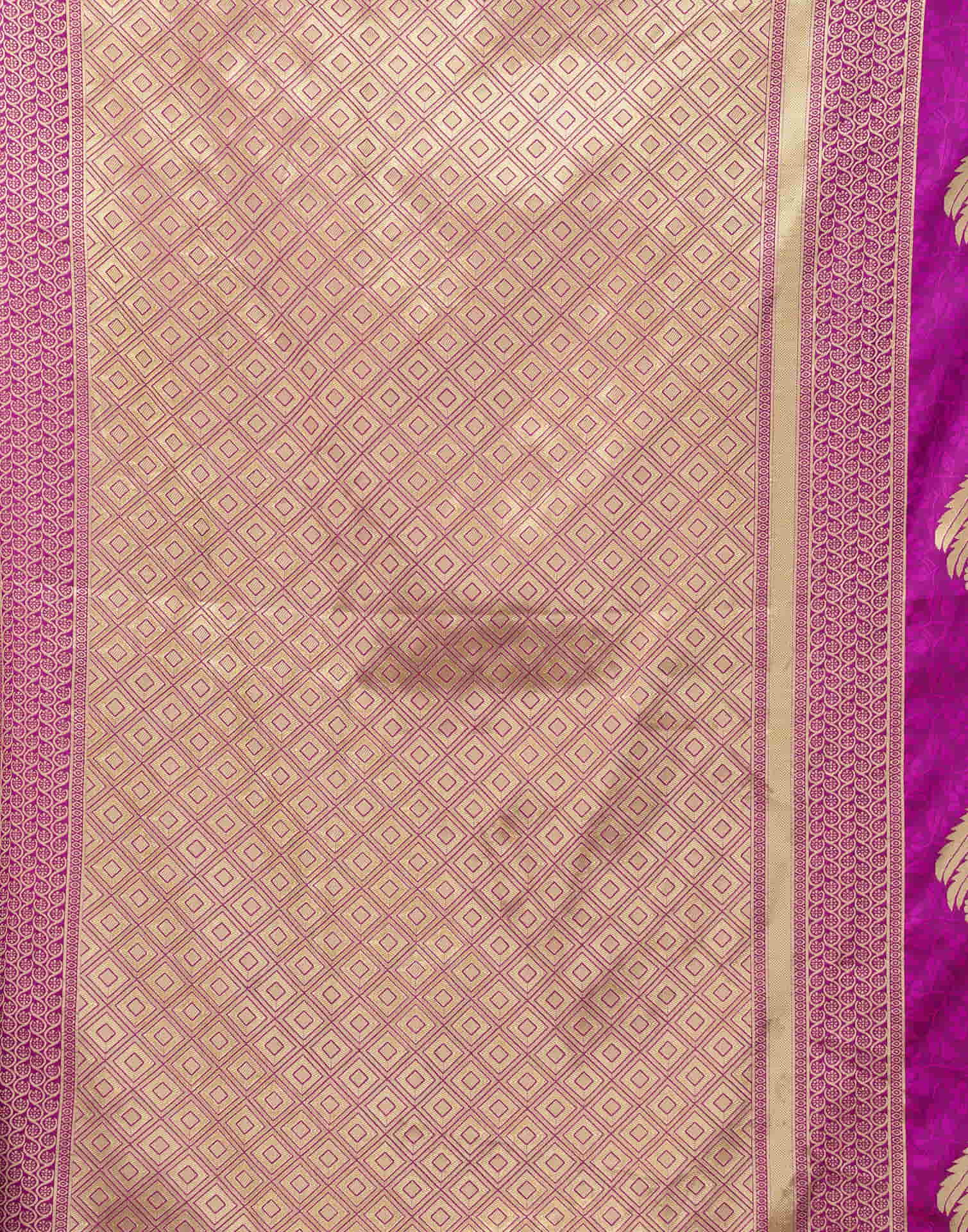 Dark Magenta Silk Woven Kanjivaram Saree