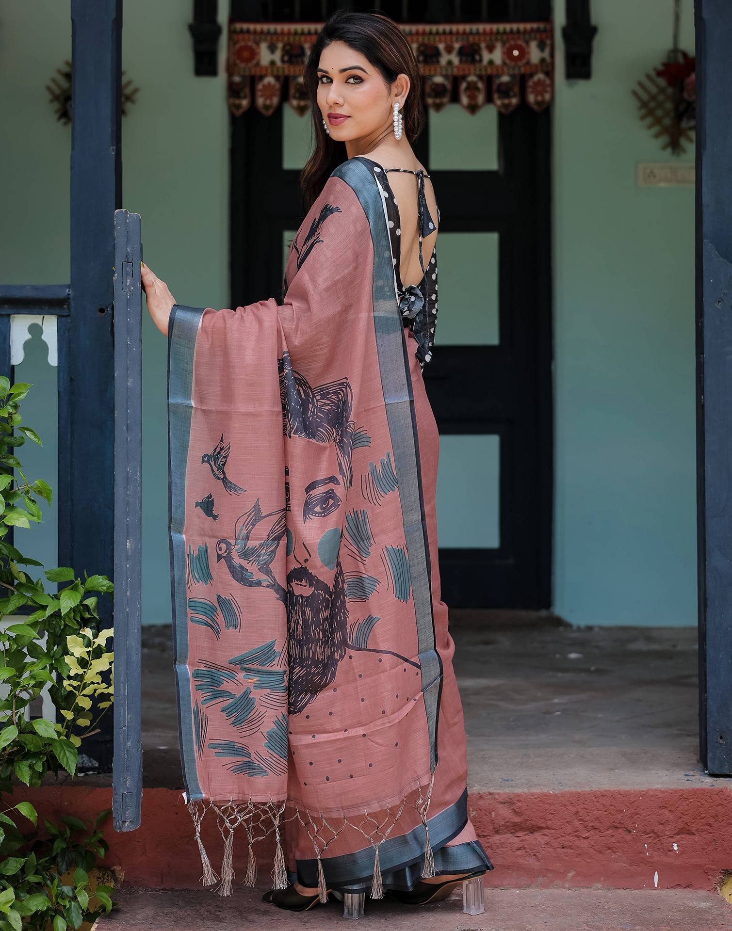 Chestnut Brown Linen Printed Saree