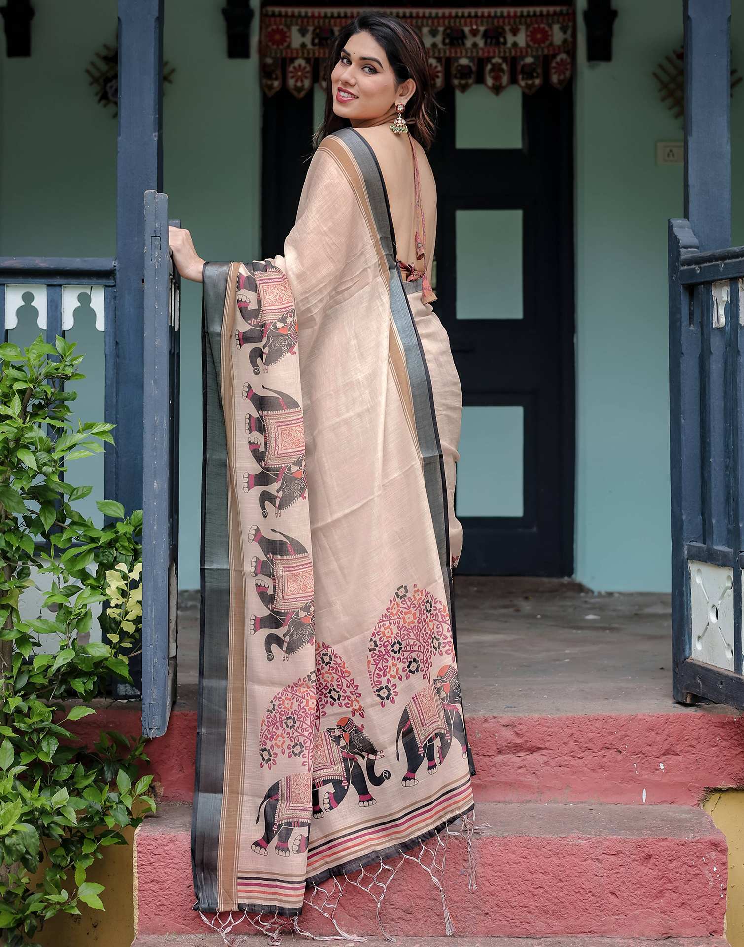 Off White Linen Printed Saree
