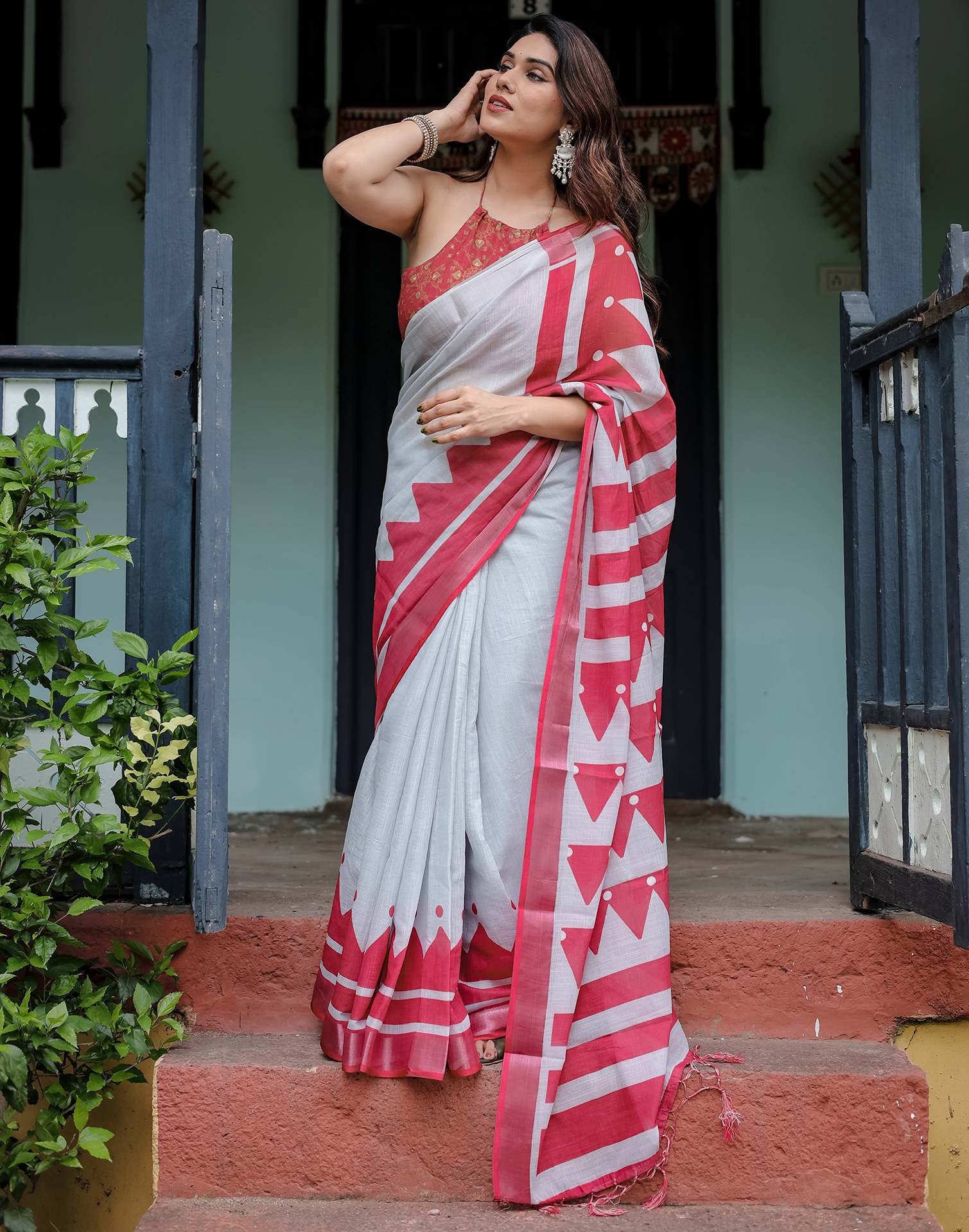Grey Linen Printed Saree
