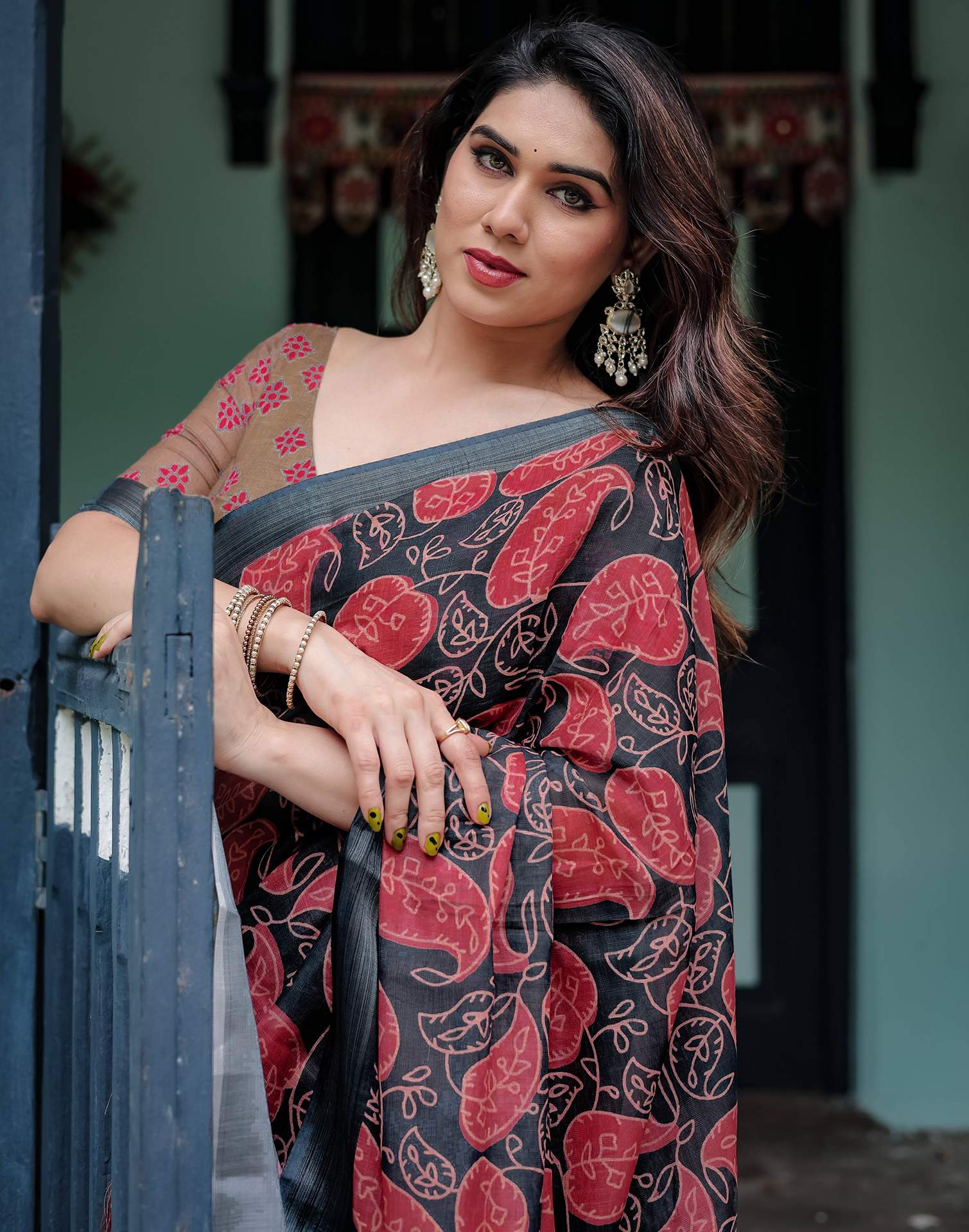 Black Linen Printed Saree