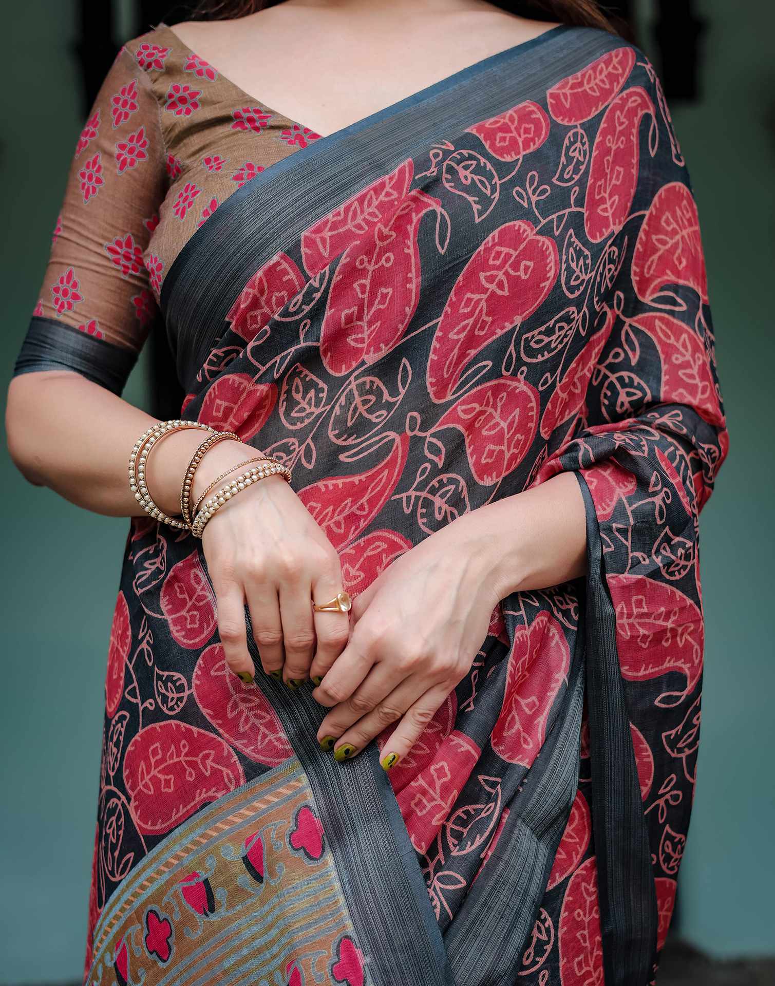 Black Linen Printed Saree