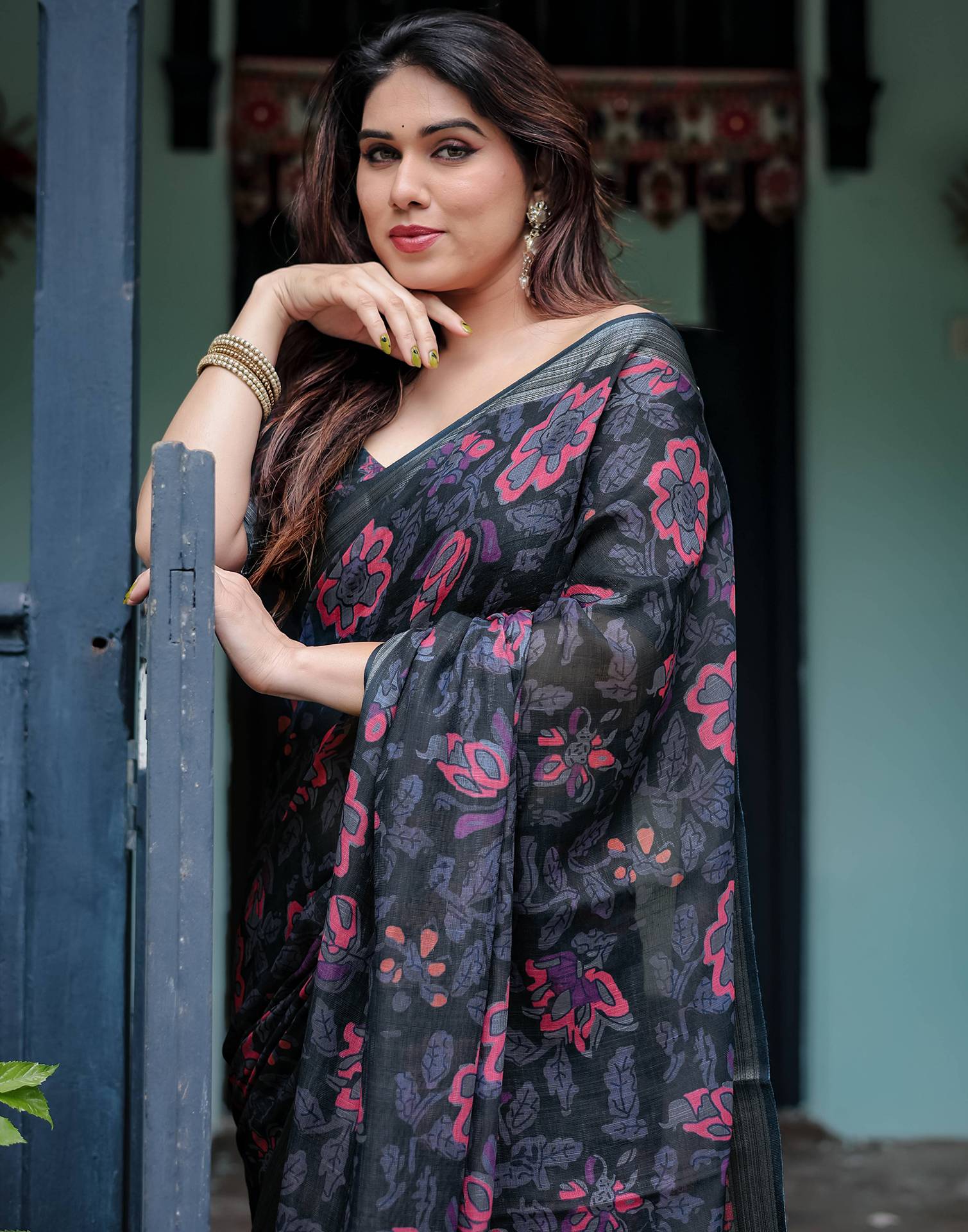 Black Linen Printed Saree