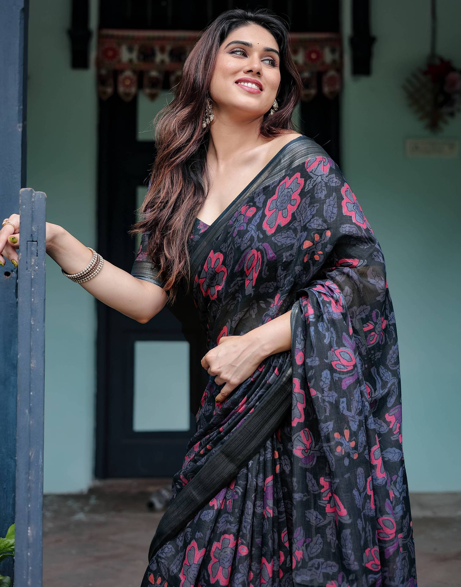 Black Linen Printed Saree