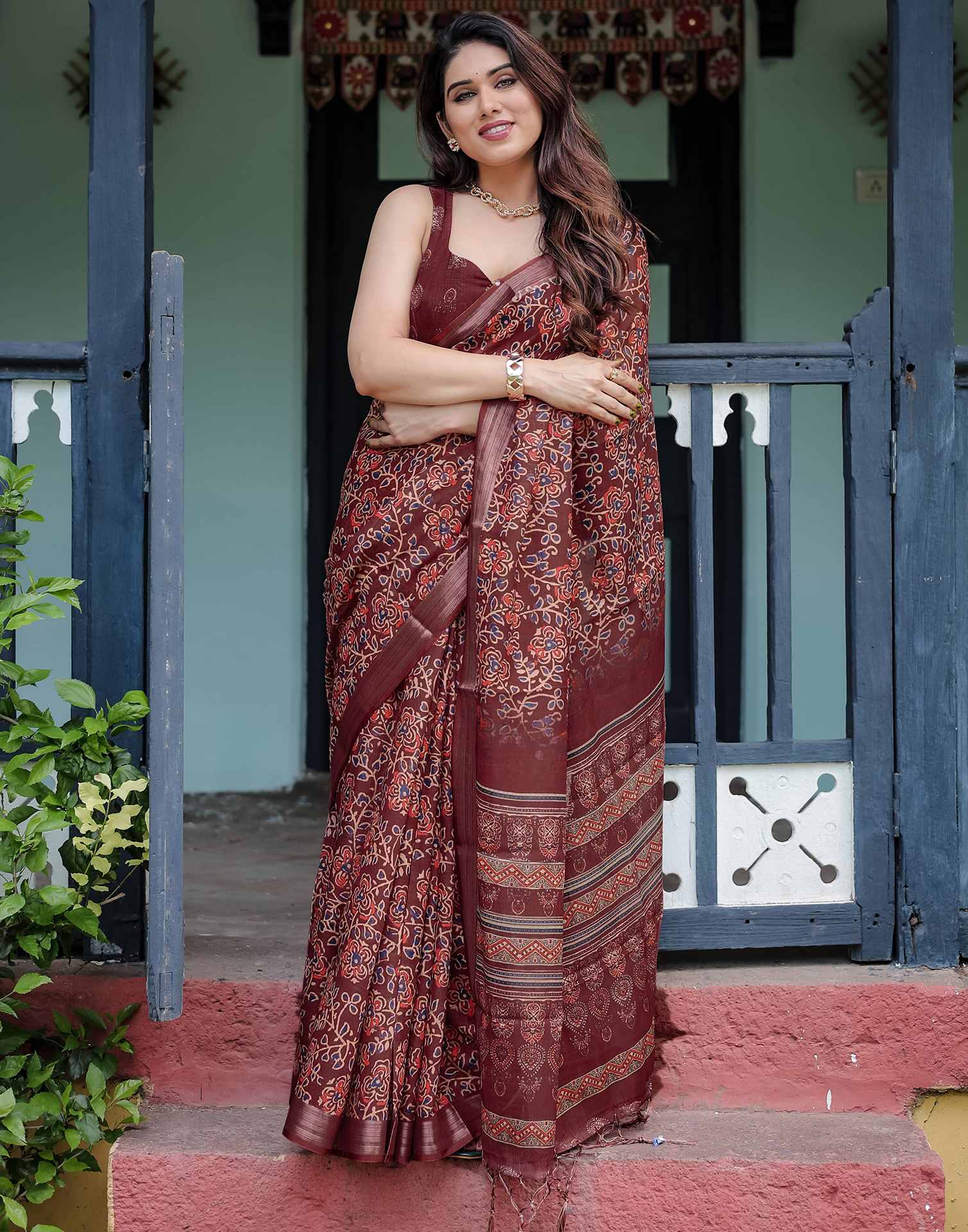 Maroon Linen Printed Saree