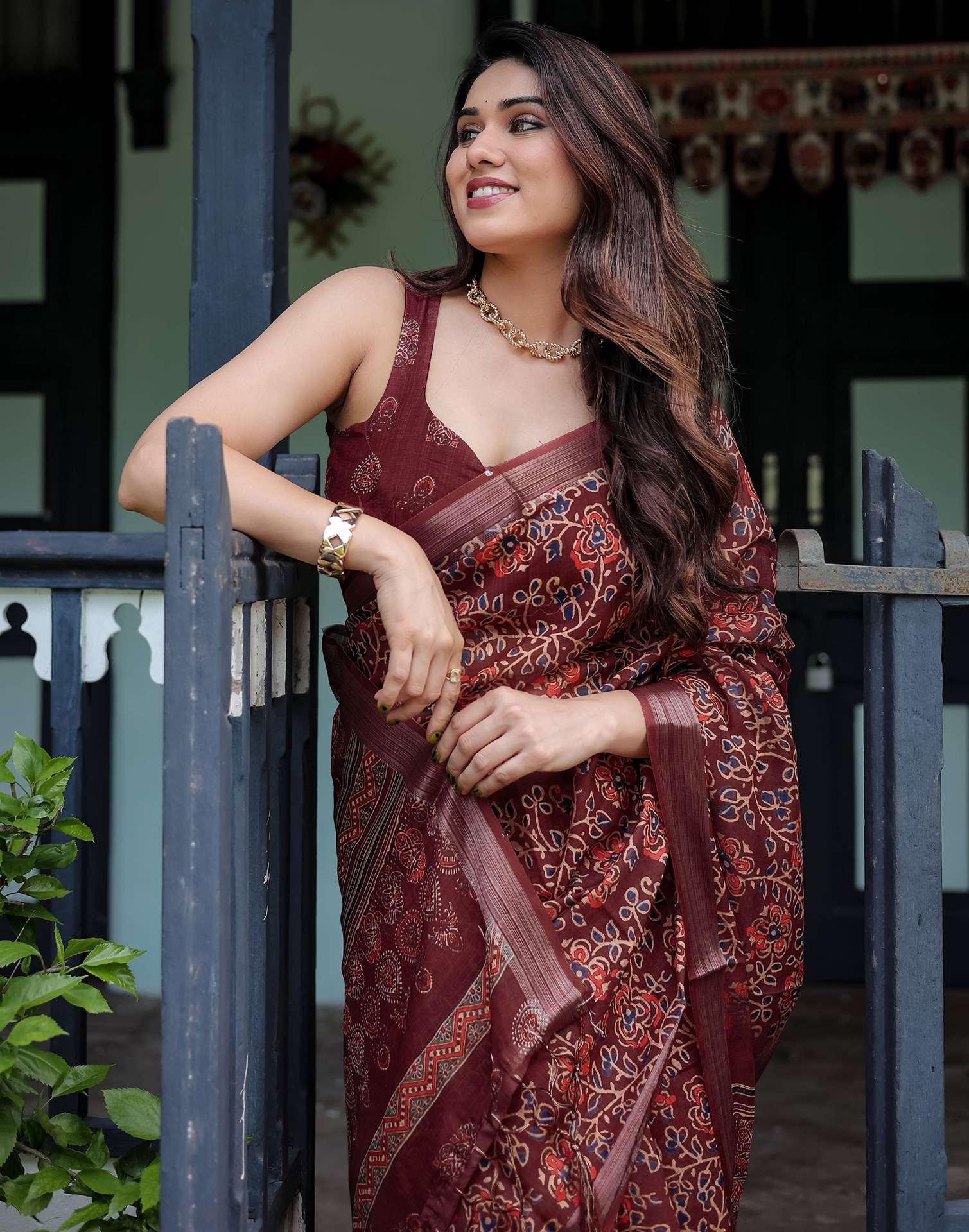 Maroon Linen Printed Saree