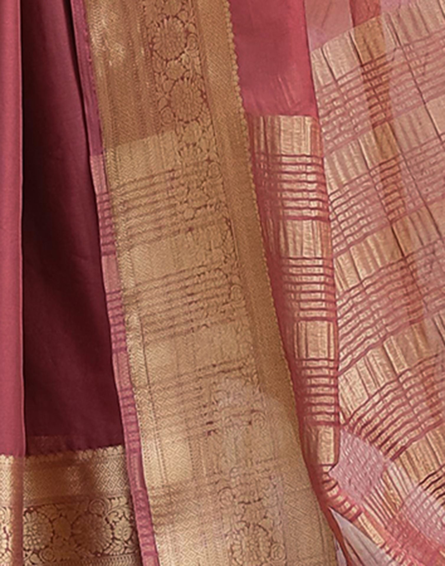 Chestnut Brown Chiffon Woven Solid Saree