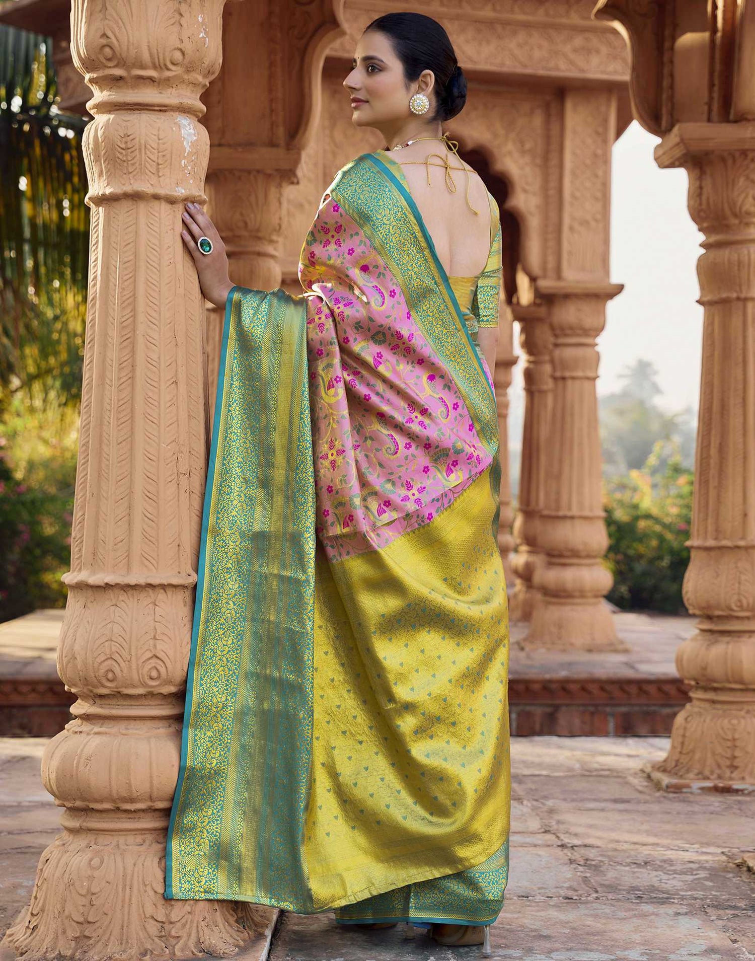 Pink Silk Woven Kanjivaram Saree