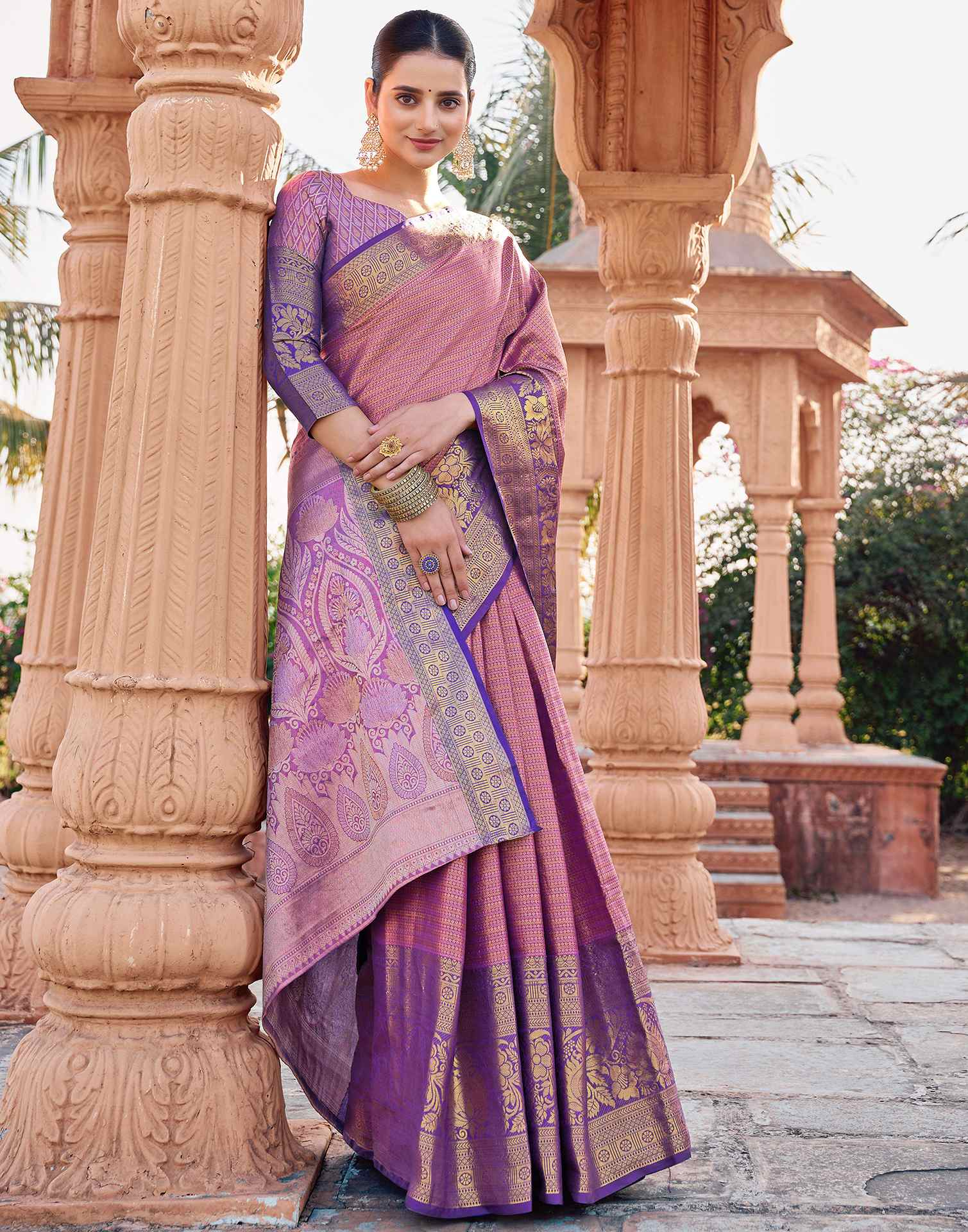 Pink Silk Woven Kanjivaram Saree