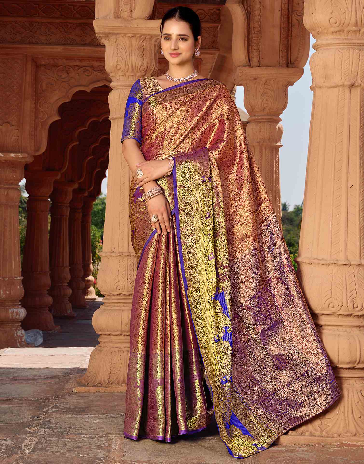 Pink Silk Woven Kanjivaram Saree