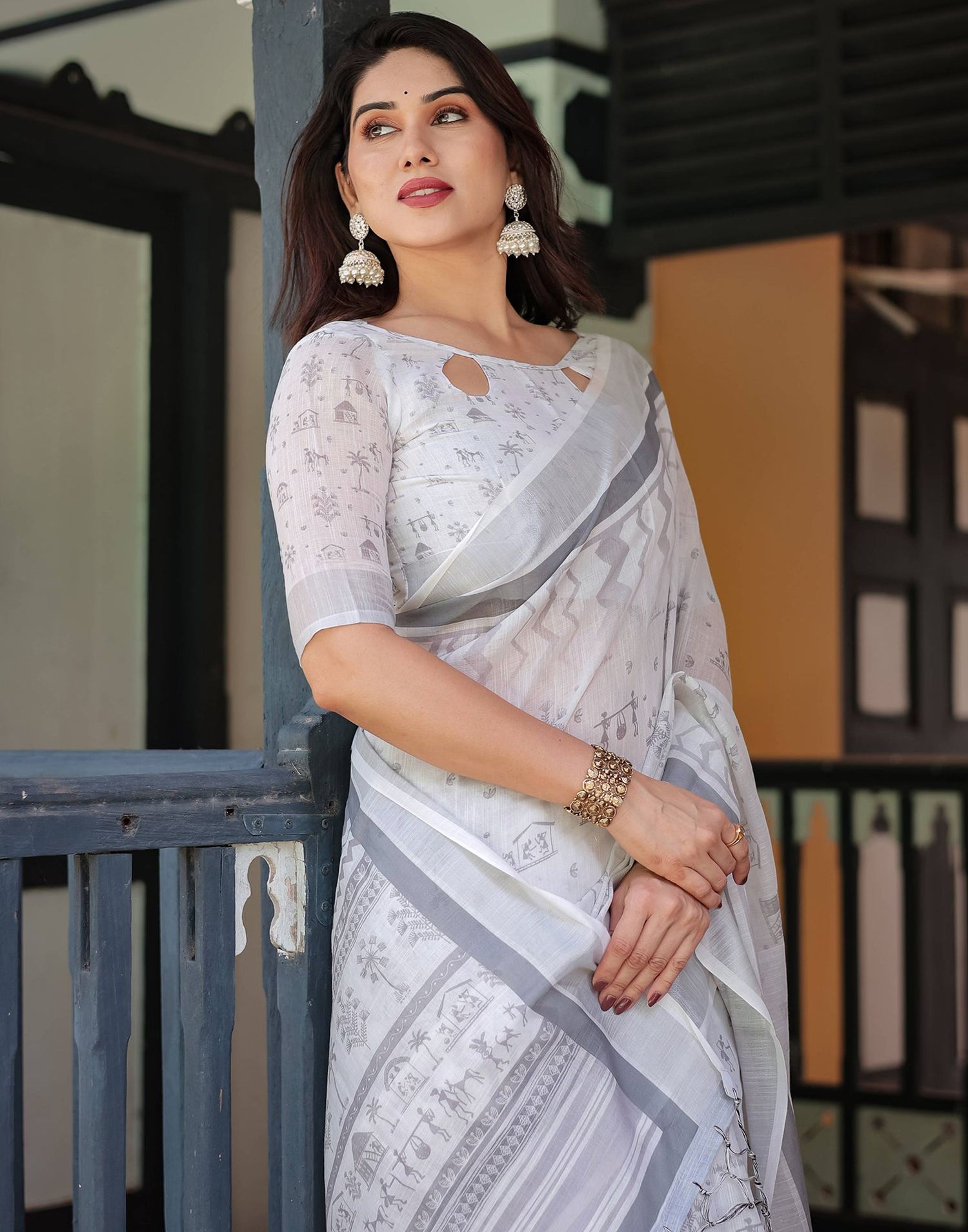 White Linen Printed Saree