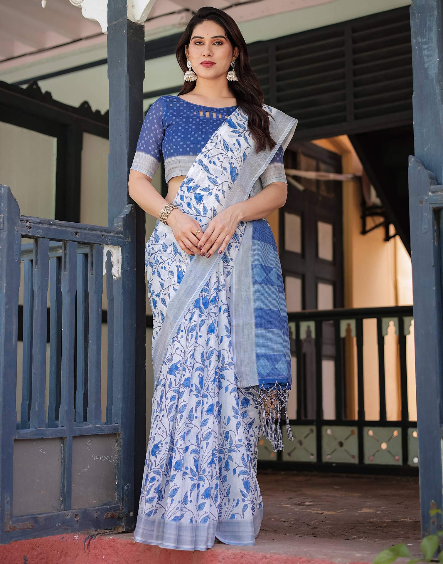 White Linen Printed Saree