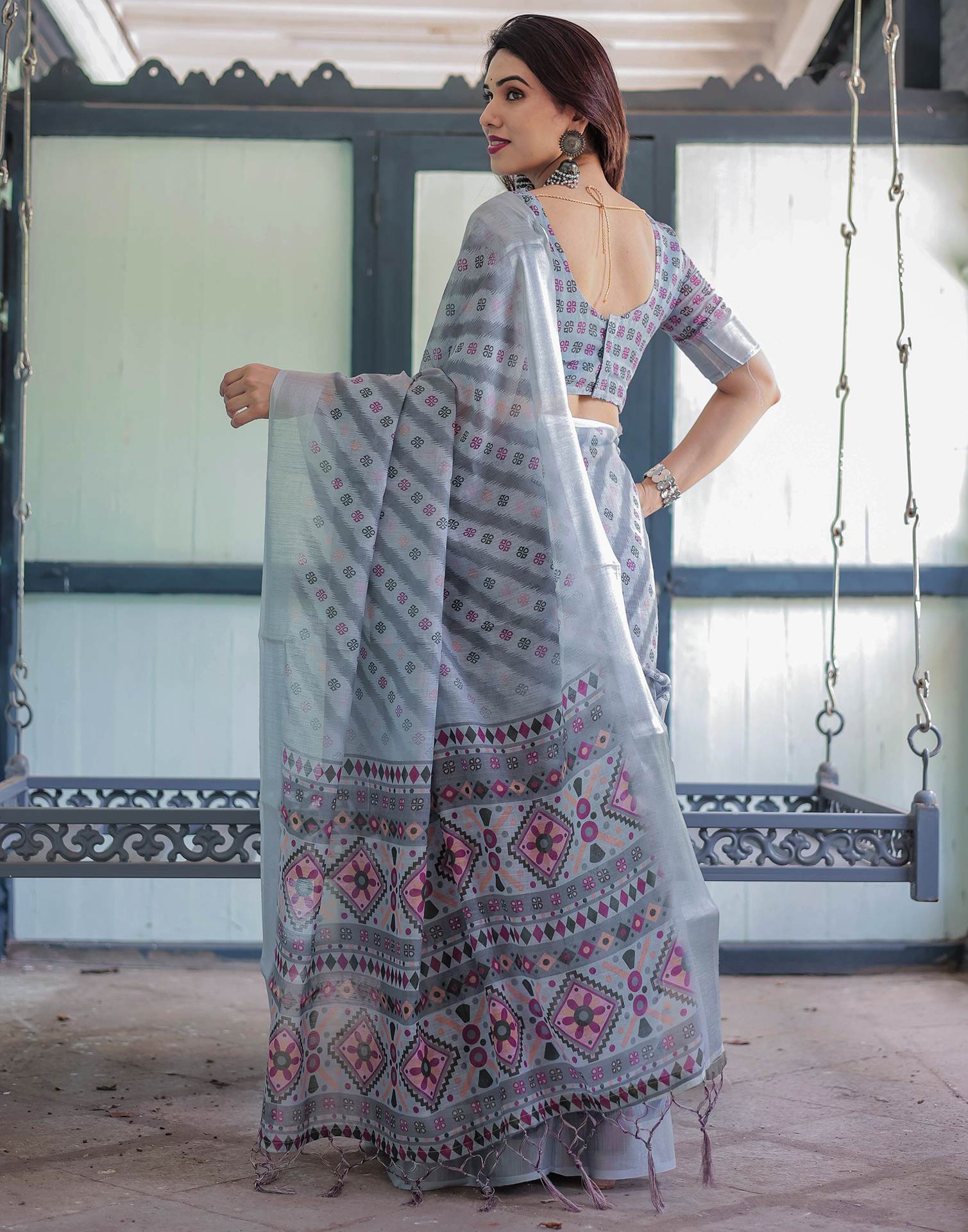 Grey Linen Printed Saree