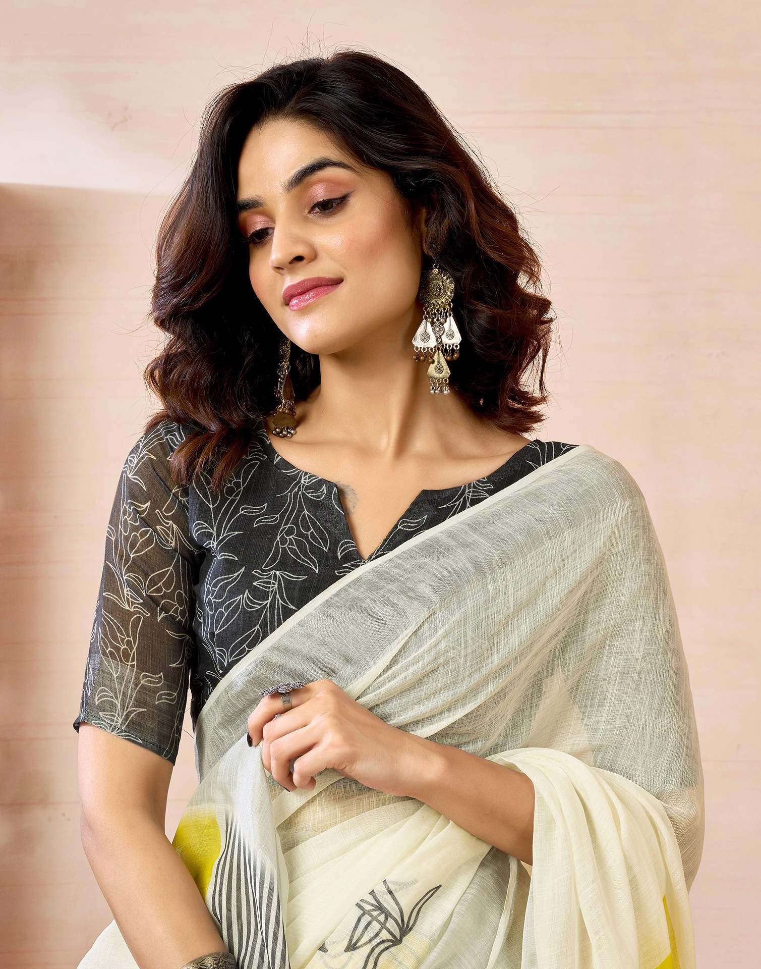Ready to Wear White Linen Floral Printed Saree