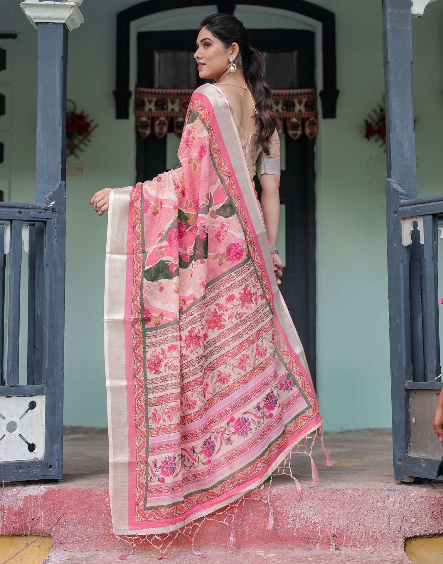 Pink Linen Printed Saree