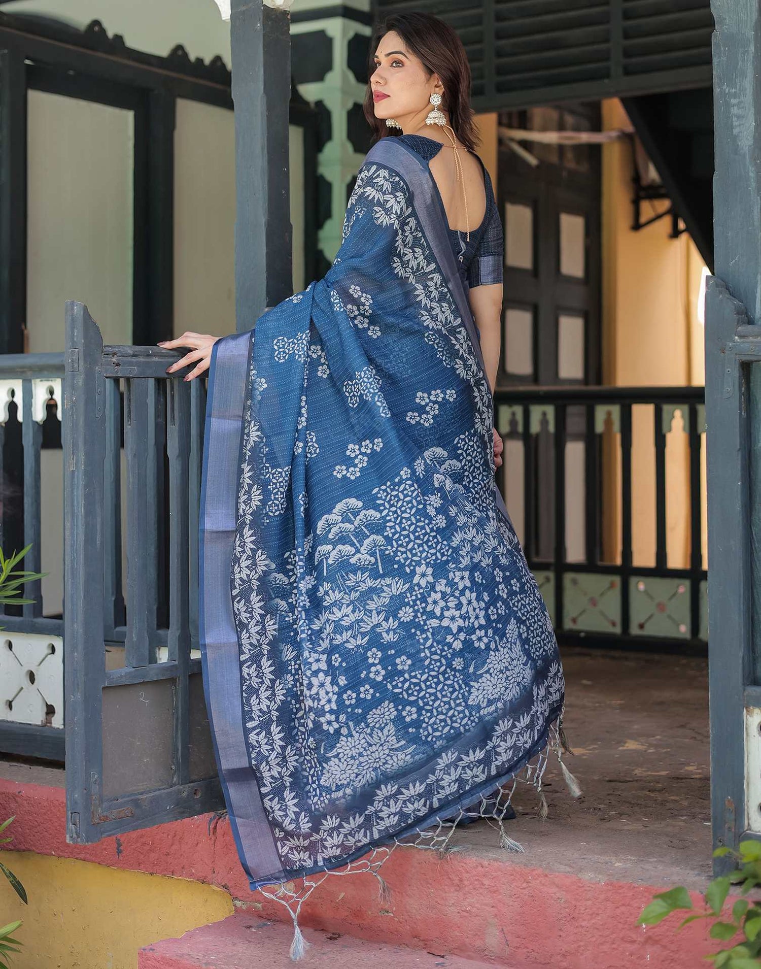 Dark Blue Linen Printed Saree