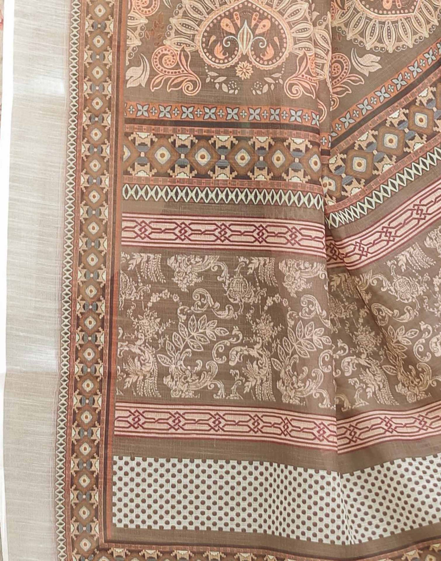 Cream Linen Printed Saree