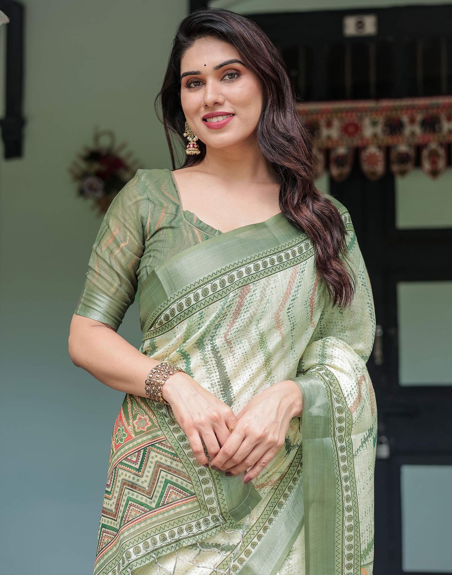 Off White Linen Printed Saree