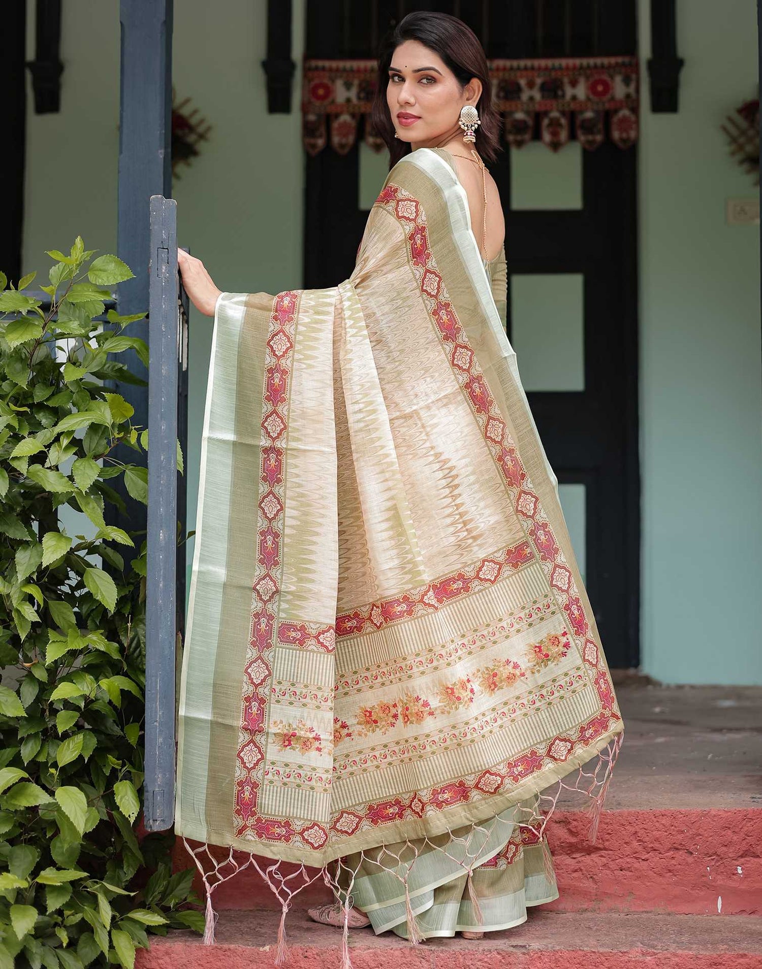 Light Beige Linen Printed Saree