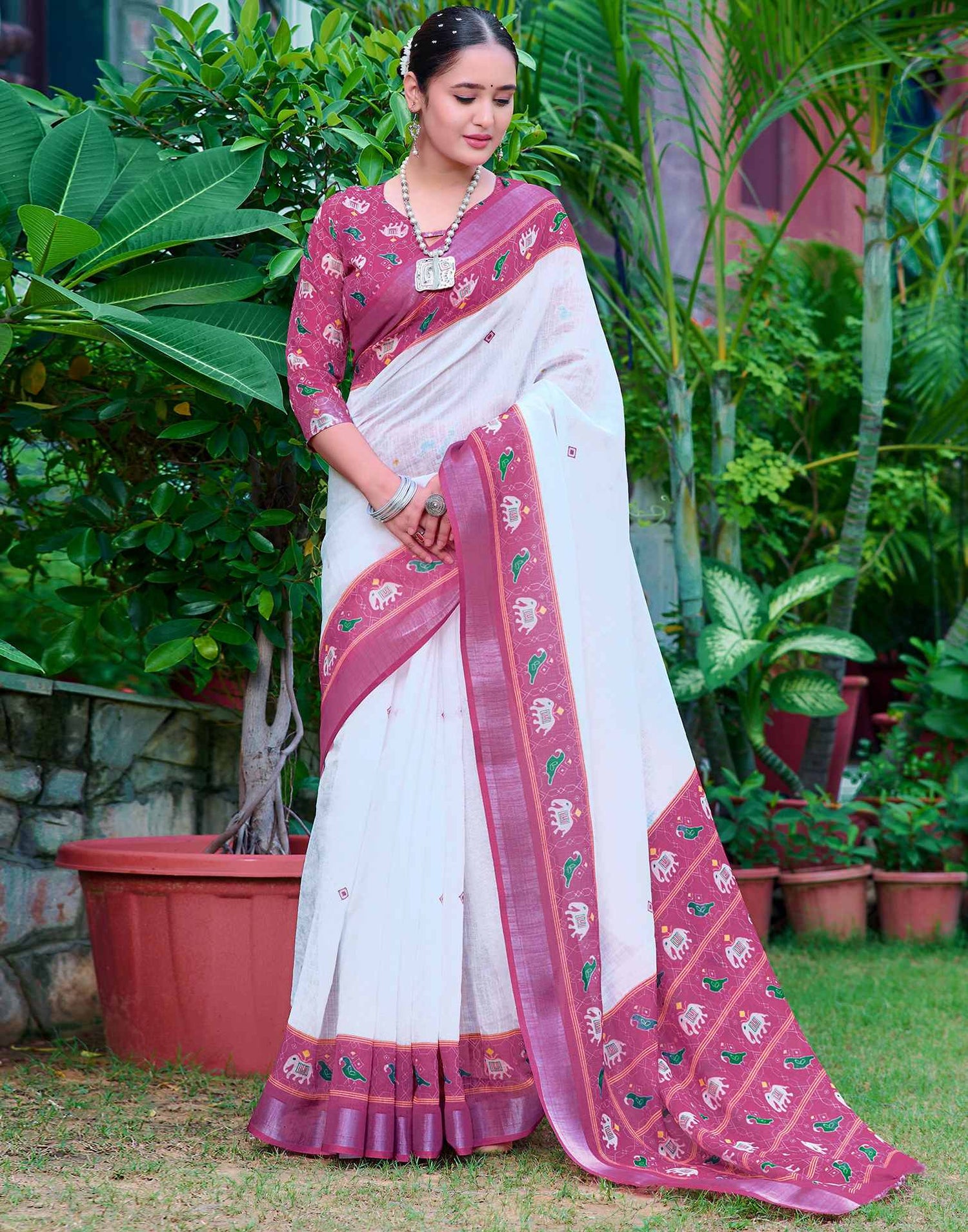 White Cotton Linen Printed Patola Saree