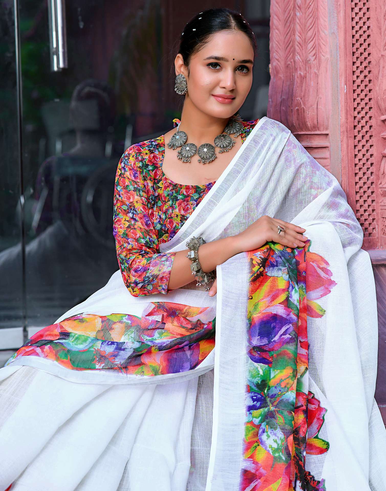 White Cotton Linen Printed Saree