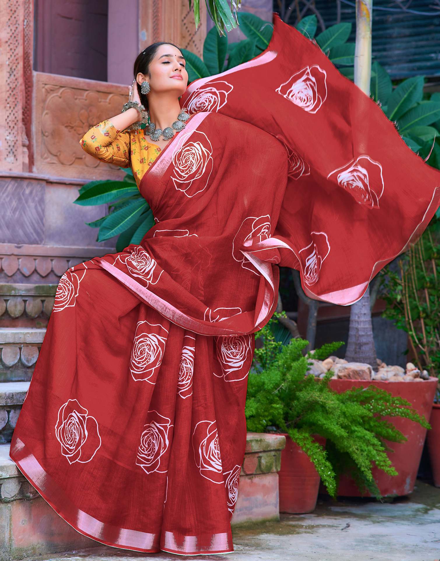 Dull Red Cotton Linen Printed Saree