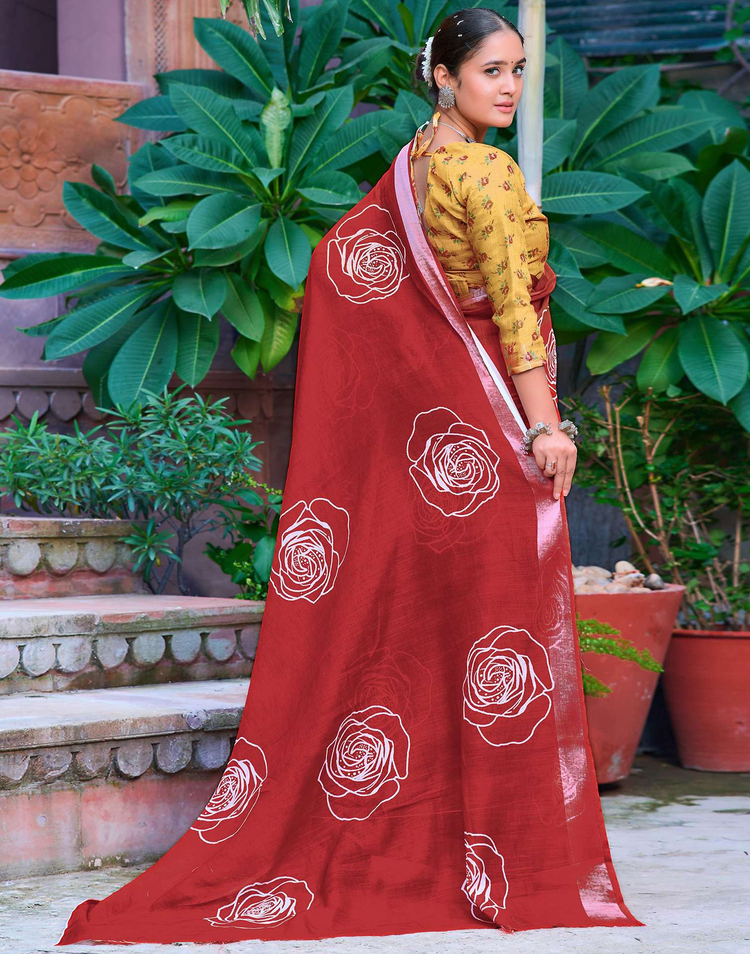 Dull Red Cotton Linen Printed Saree