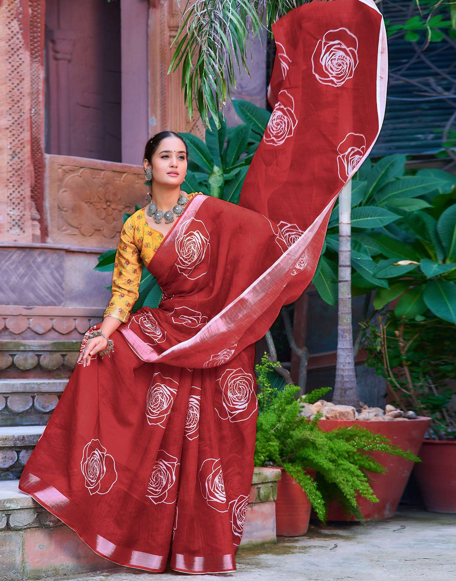 Dull Red Cotton Linen Printed Saree