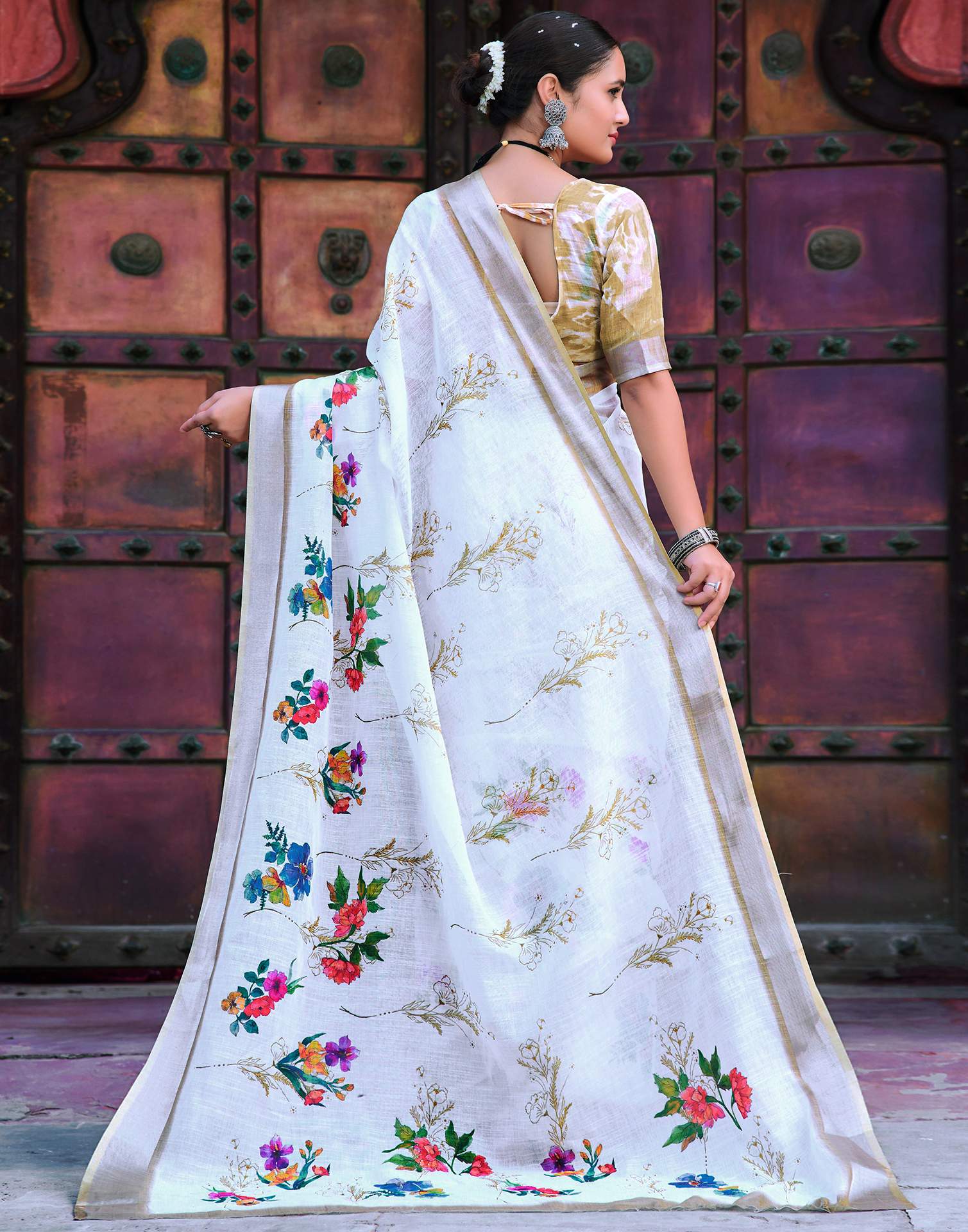 White Cotton Linen Printed Saree