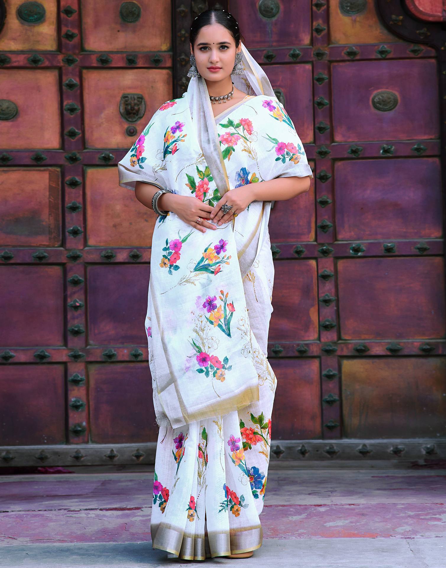 White Cotton Linen Printed Saree
