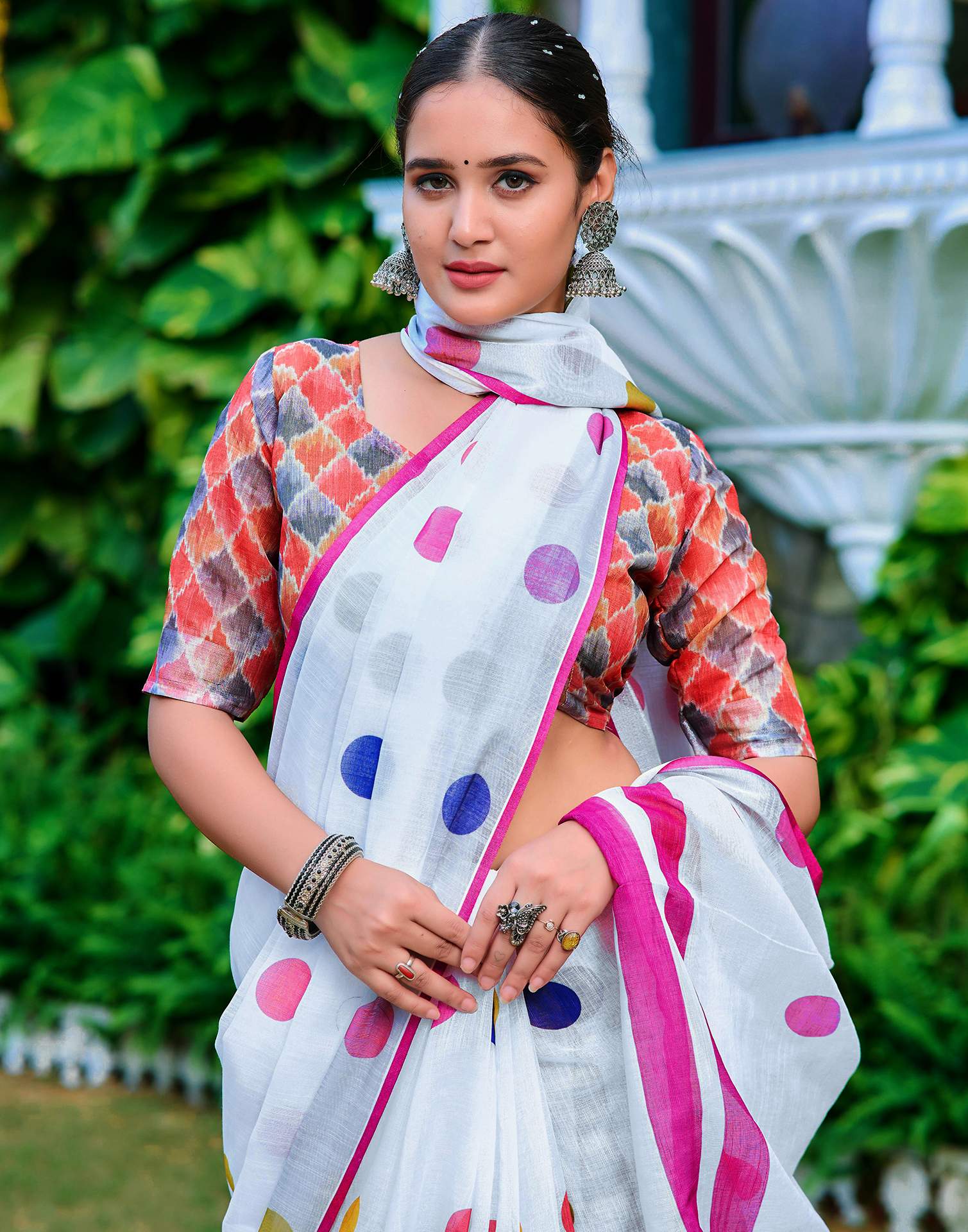 White Cotton Linen Printed Saree