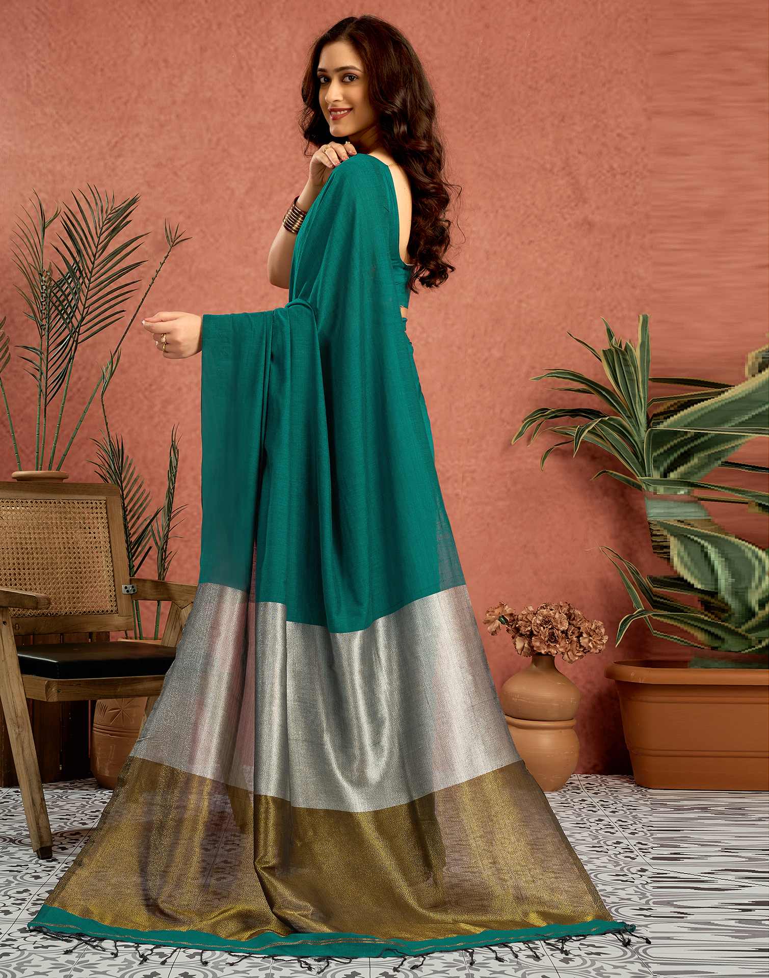 Teal Green Linen Zari Pallu Solid Saree