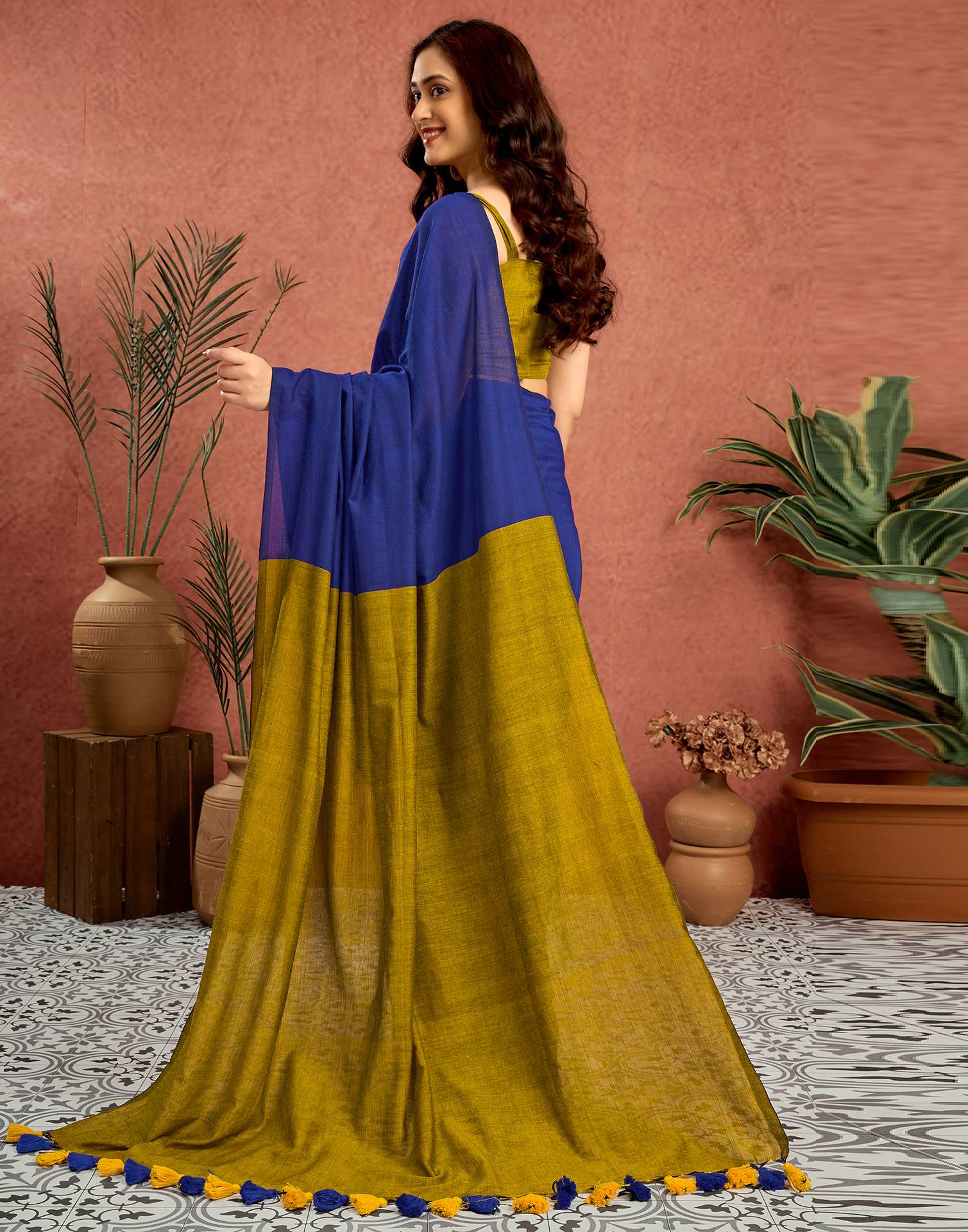 Lime Green Linen Top Dyed Solid Saree
