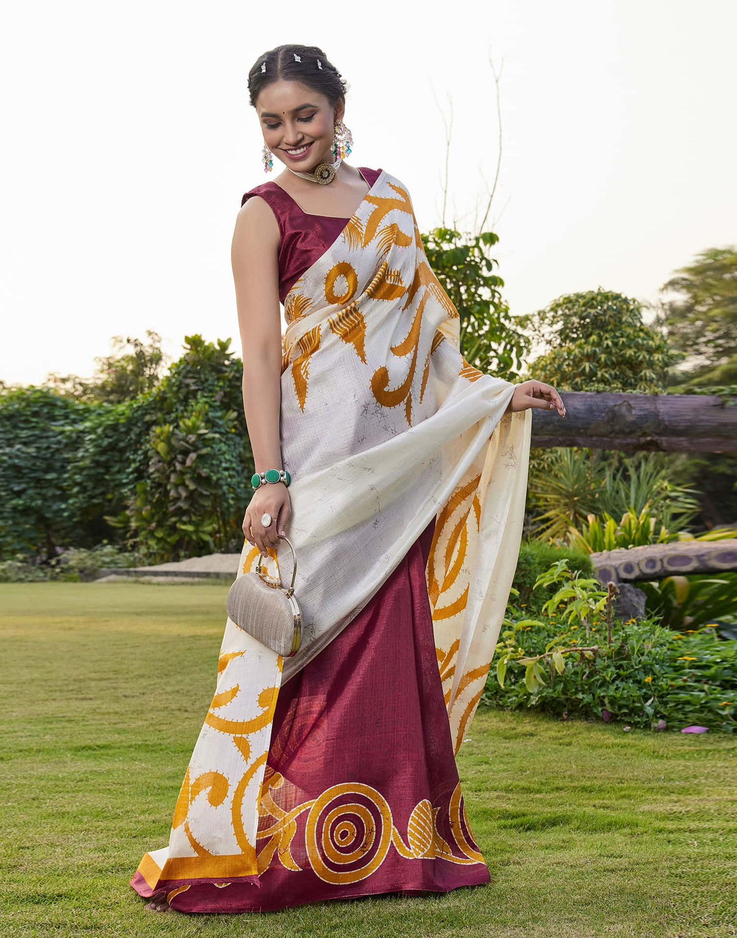 Off White Cotton Blend Printed Saree