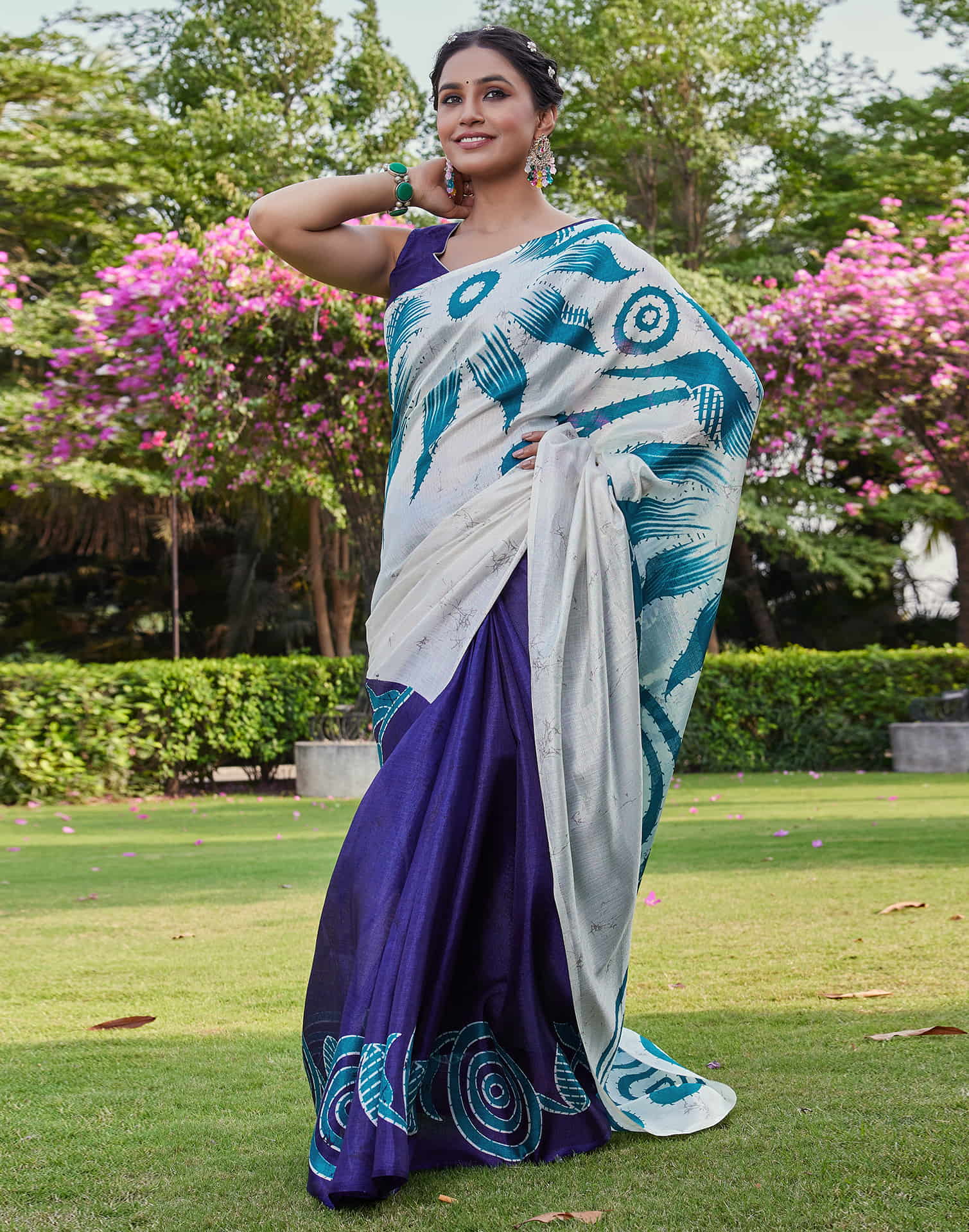 White Cotton Blend Printed Saree