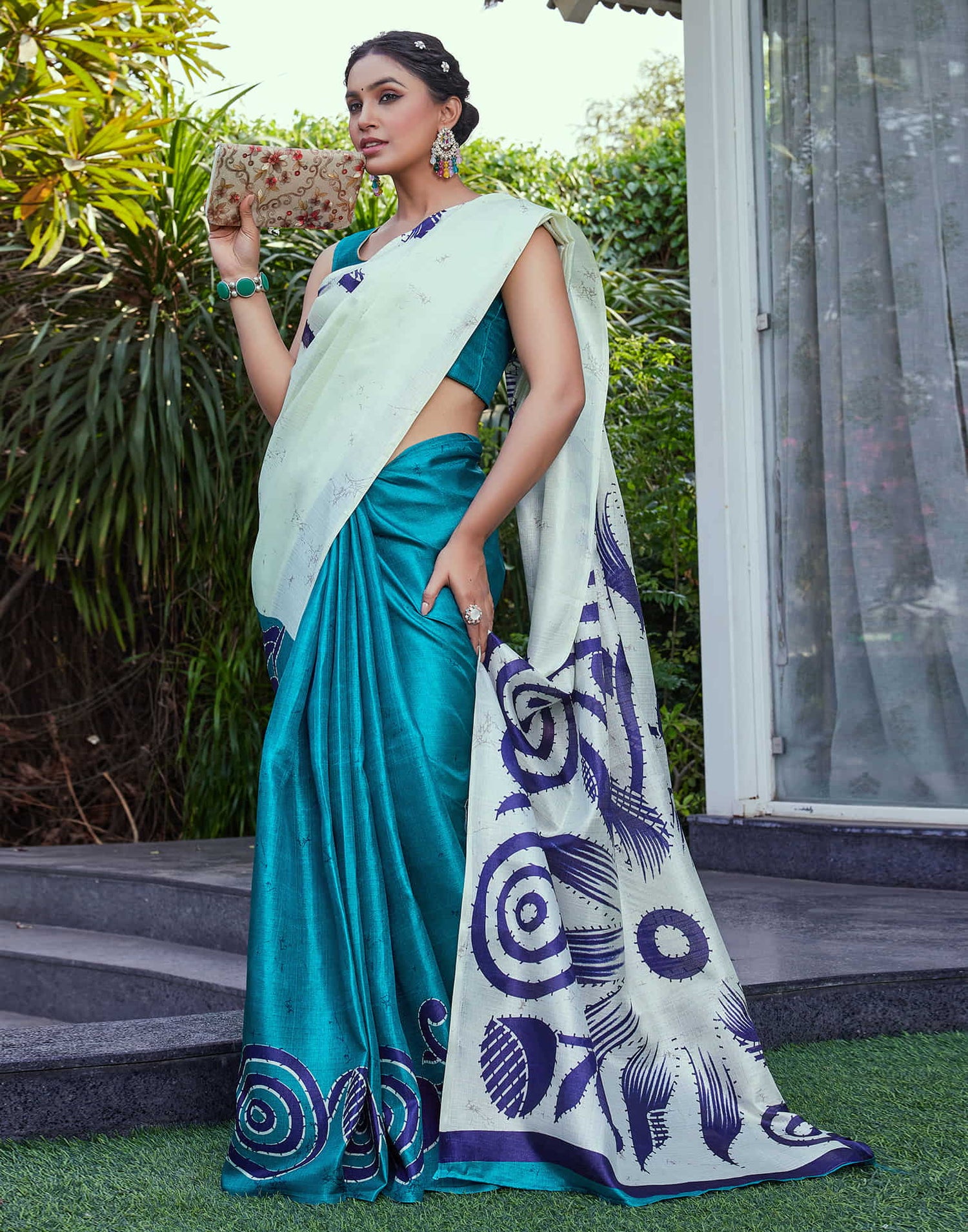 White Cotton Blend Printed Saree
