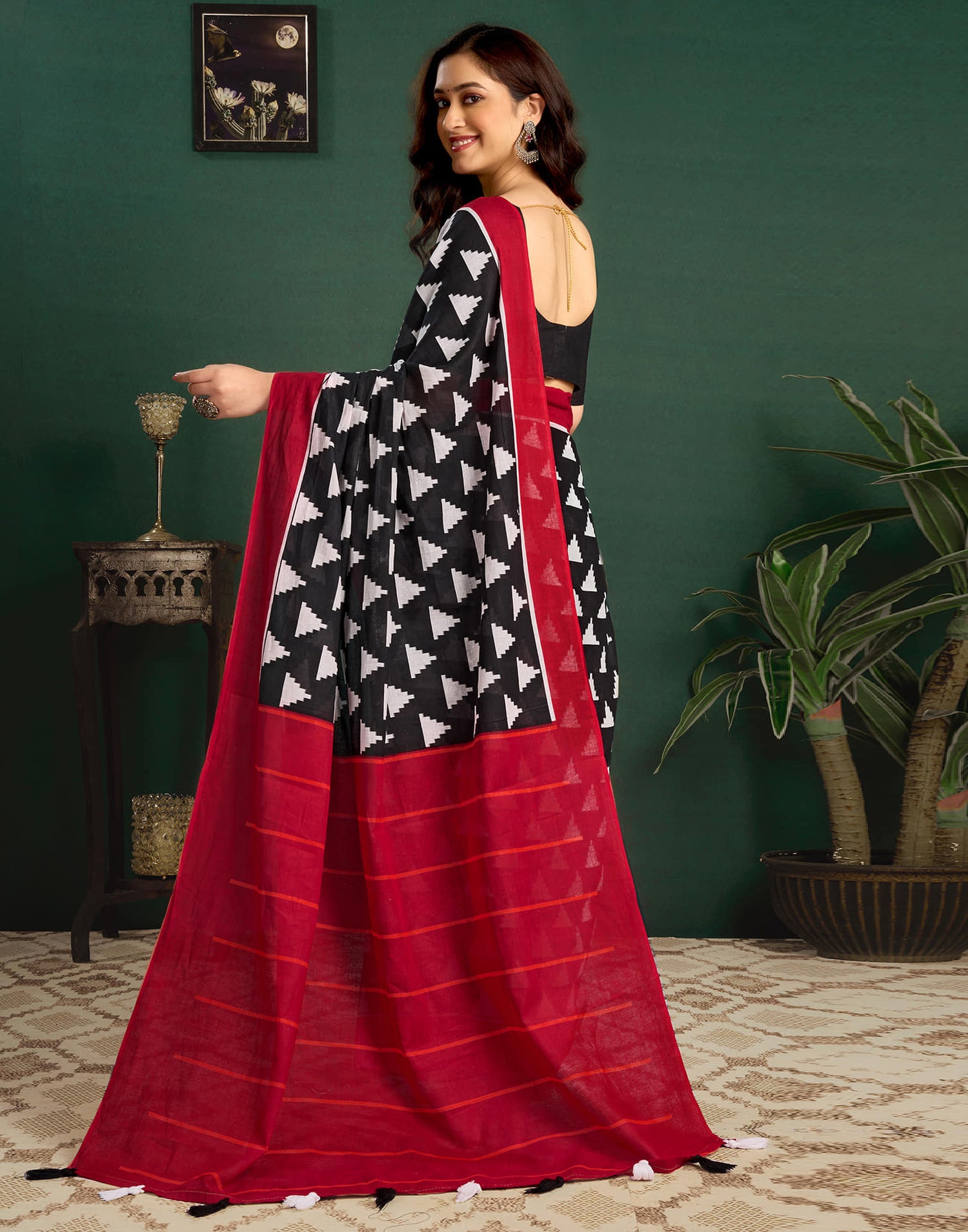 Red Cotton Printed Saree