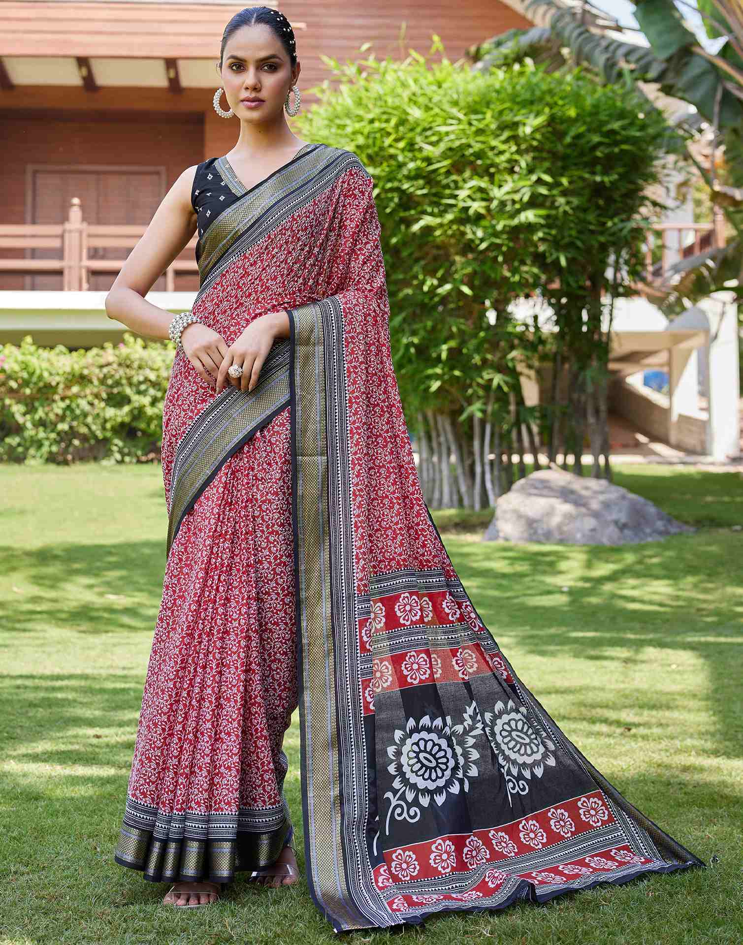 Red Cotton Printed Saree